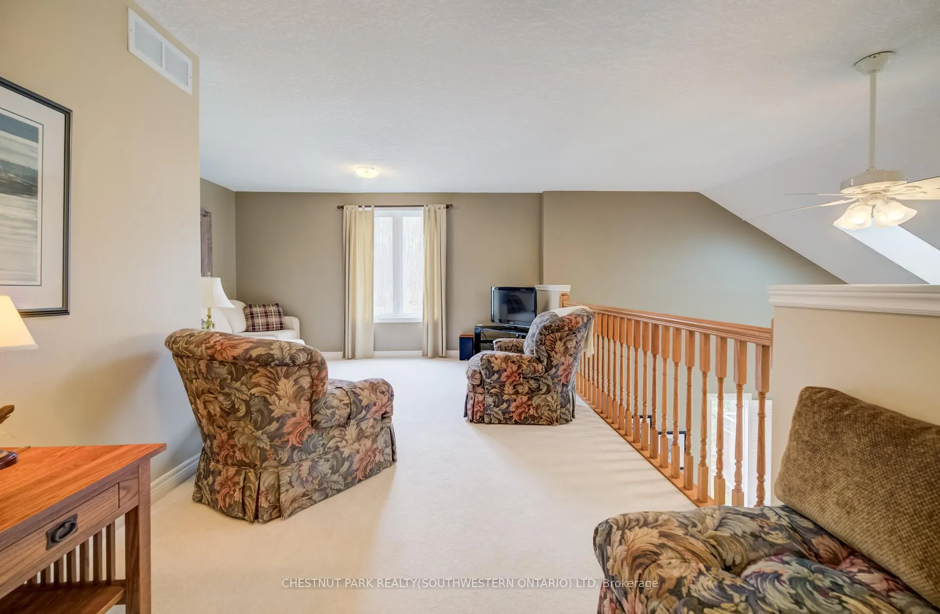Photo 26 of 560 Springwater Drive, Waterloo — HOMEH