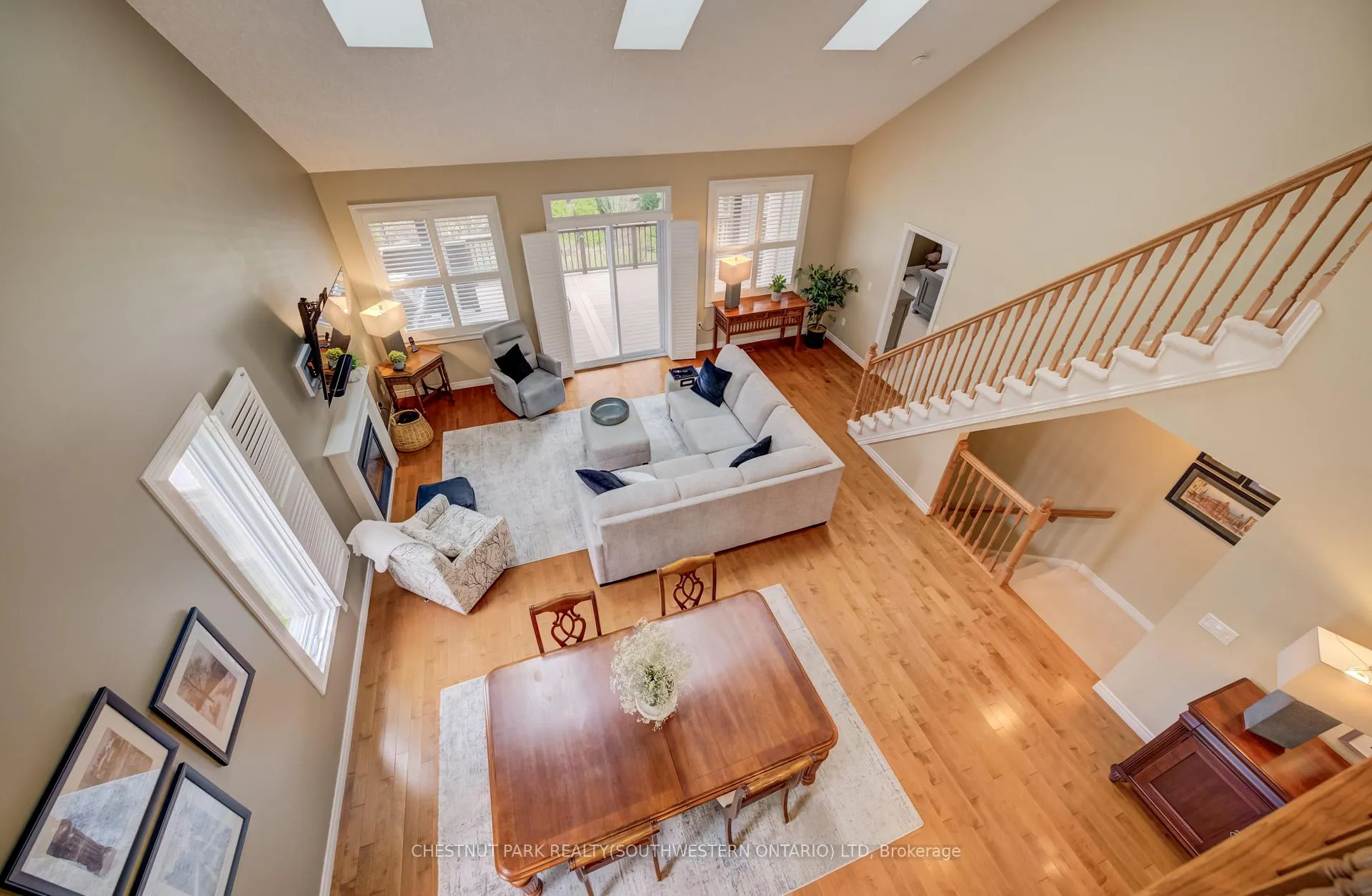Photo 28 of 560 Springwater Drive, Waterloo — HOMEH