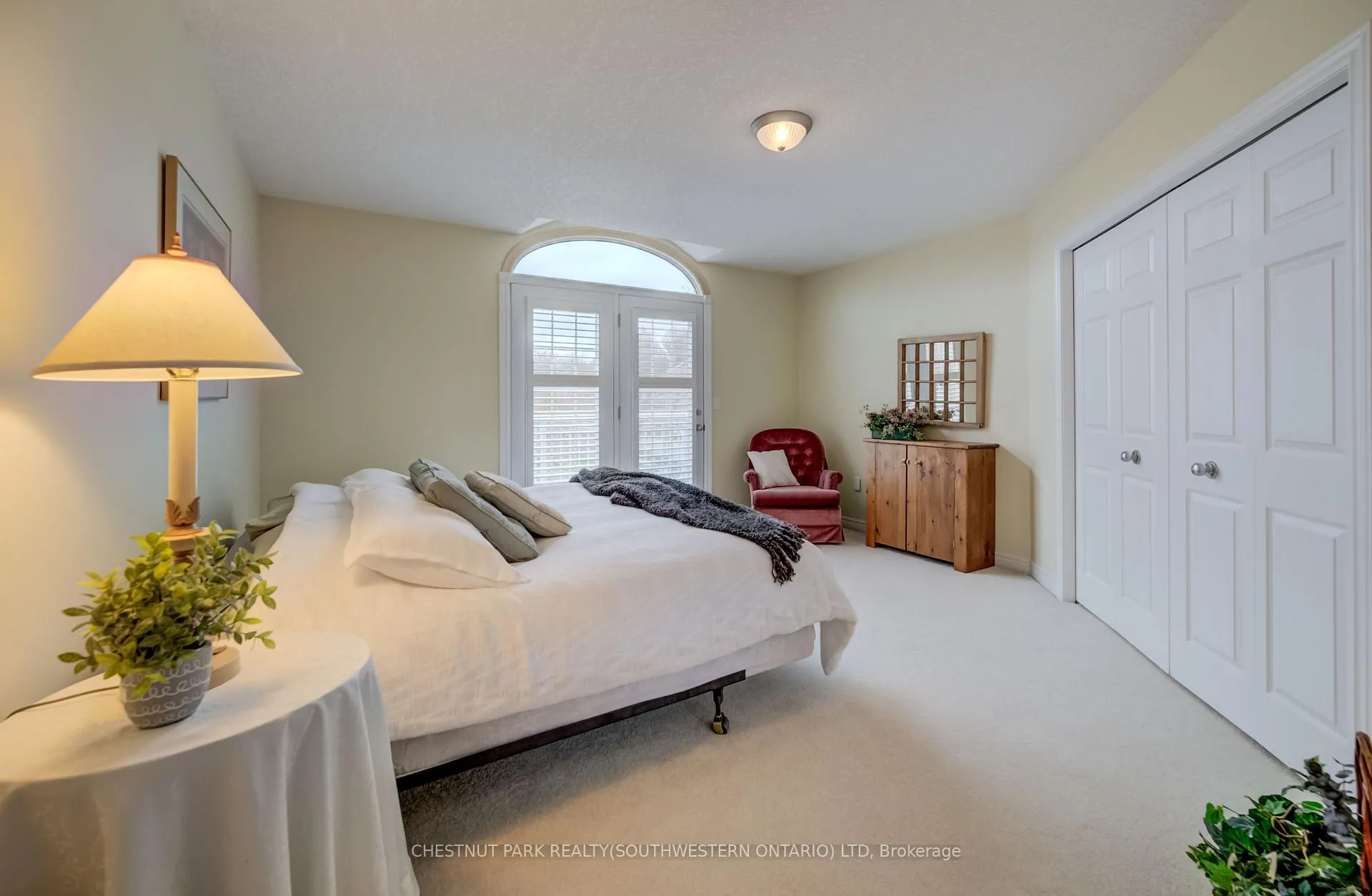 Photo 31 of 560 Springwater Drive, Waterloo — HOMEH