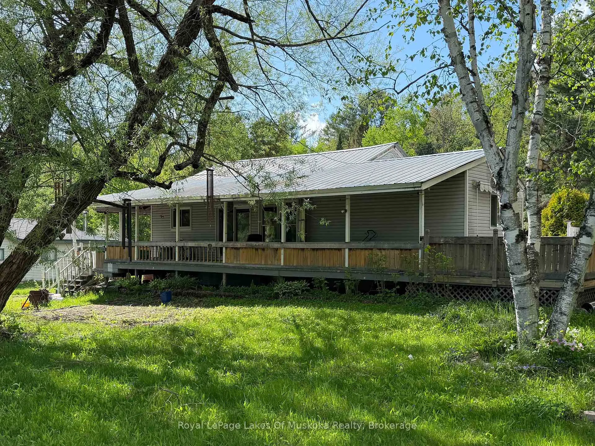 Photo of 1071 Naismith Road