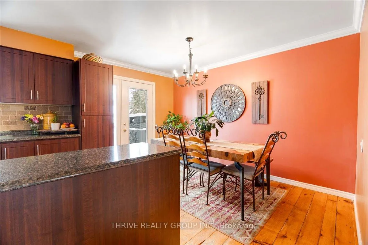 Photo 7 of 55 Breckenridge Crescent, London, South Y — HOMEH