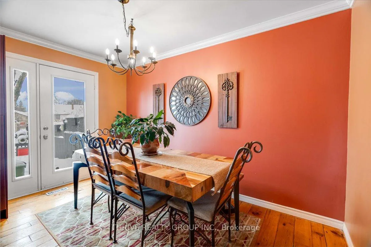 Photo 8 of 55 Breckenridge Crescent, London, South Y — HOMEH