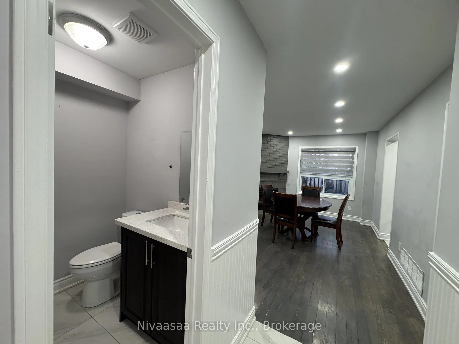 Photo 6 of Unit UPPER LEVEL, 23 Ravenscliffe Court, Brampton, Northwood Park — HOMEH