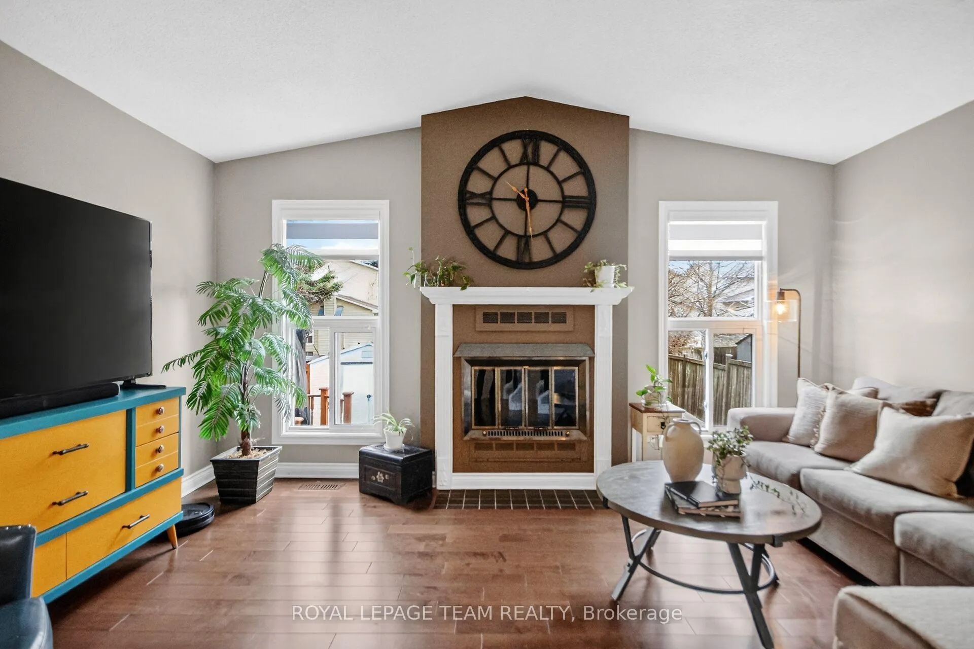 Photo 20 of 8 Gowrie Drive, Ottawa, Kanata - Glencairn/Hazeldean — HOMEH