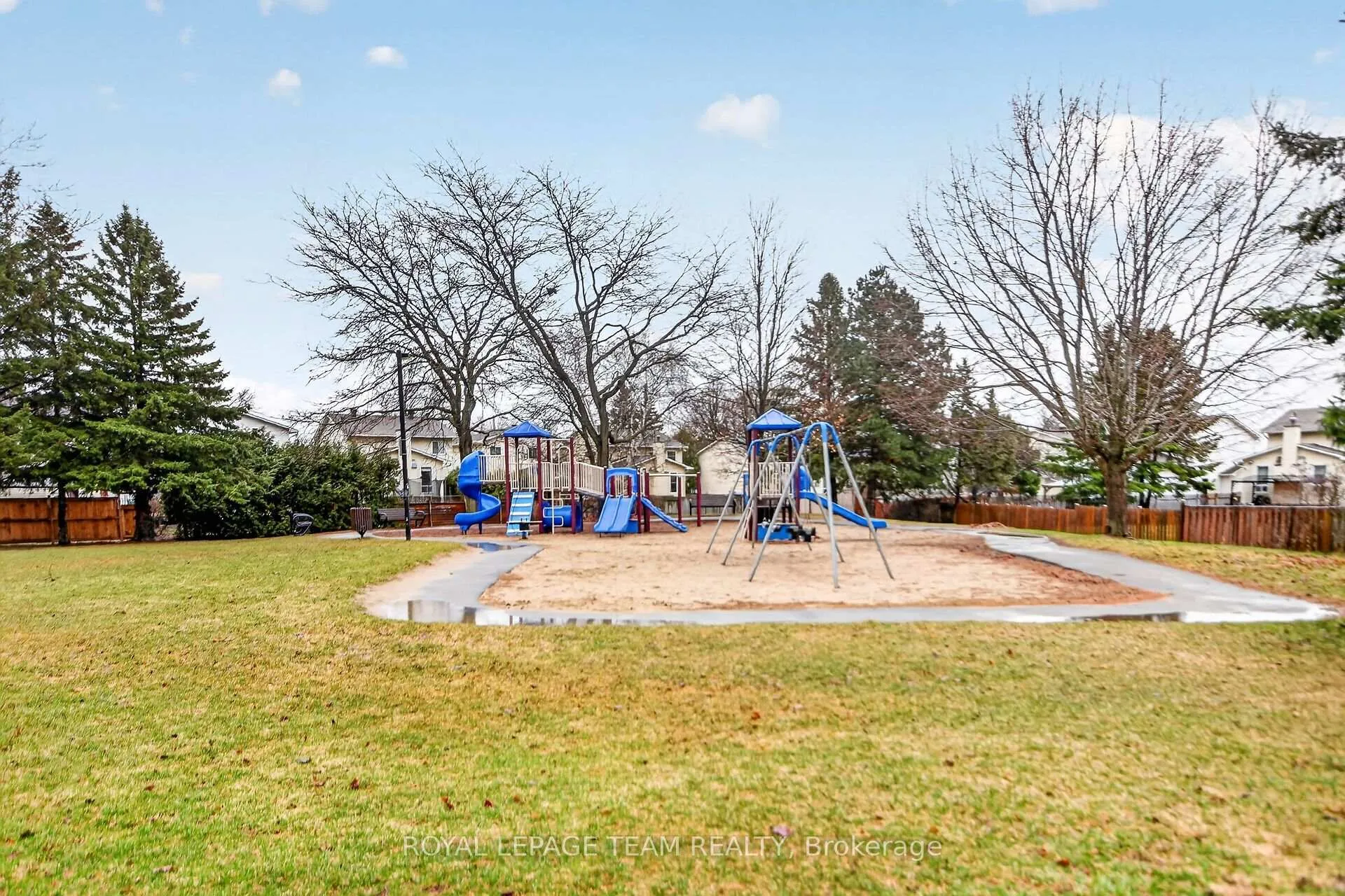 Photo 45 of 8 Gowrie Drive, Ottawa, Kanata - Glencairn/Hazeldean — HOMEH