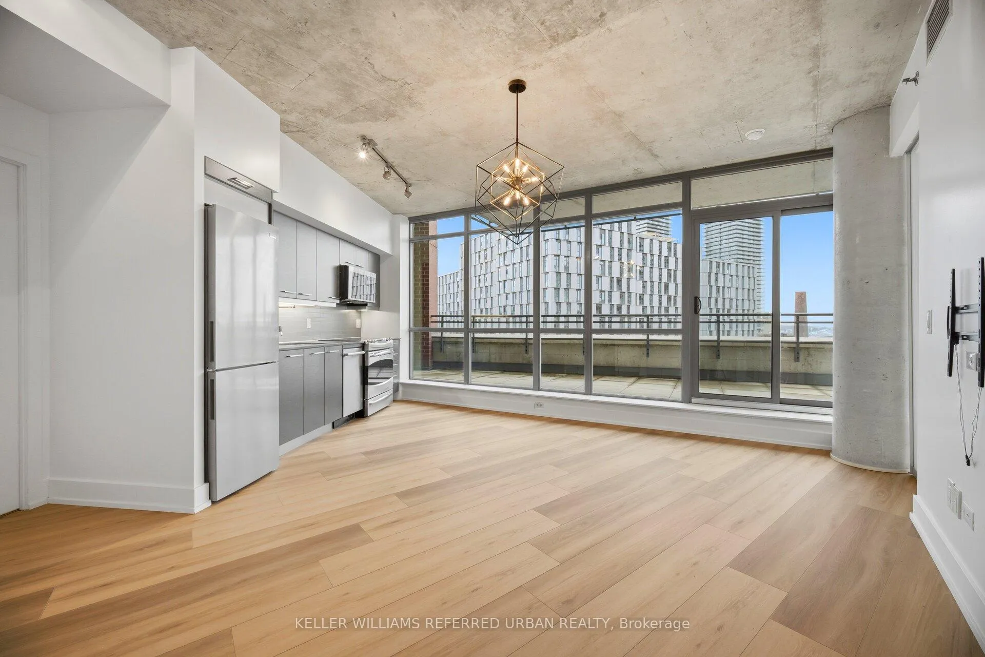 Photo 23 of Unit 607, 90 Trinity Street, Toronto, Moss Park — HOMEH