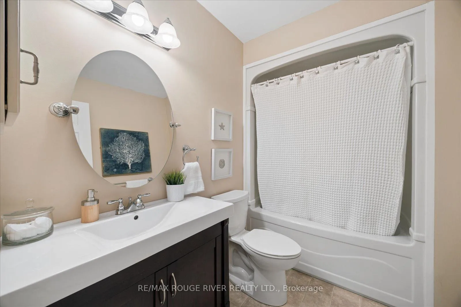 Photo 25 of 502 Broadgreen Street, Pickering, West Shore — HOMEH