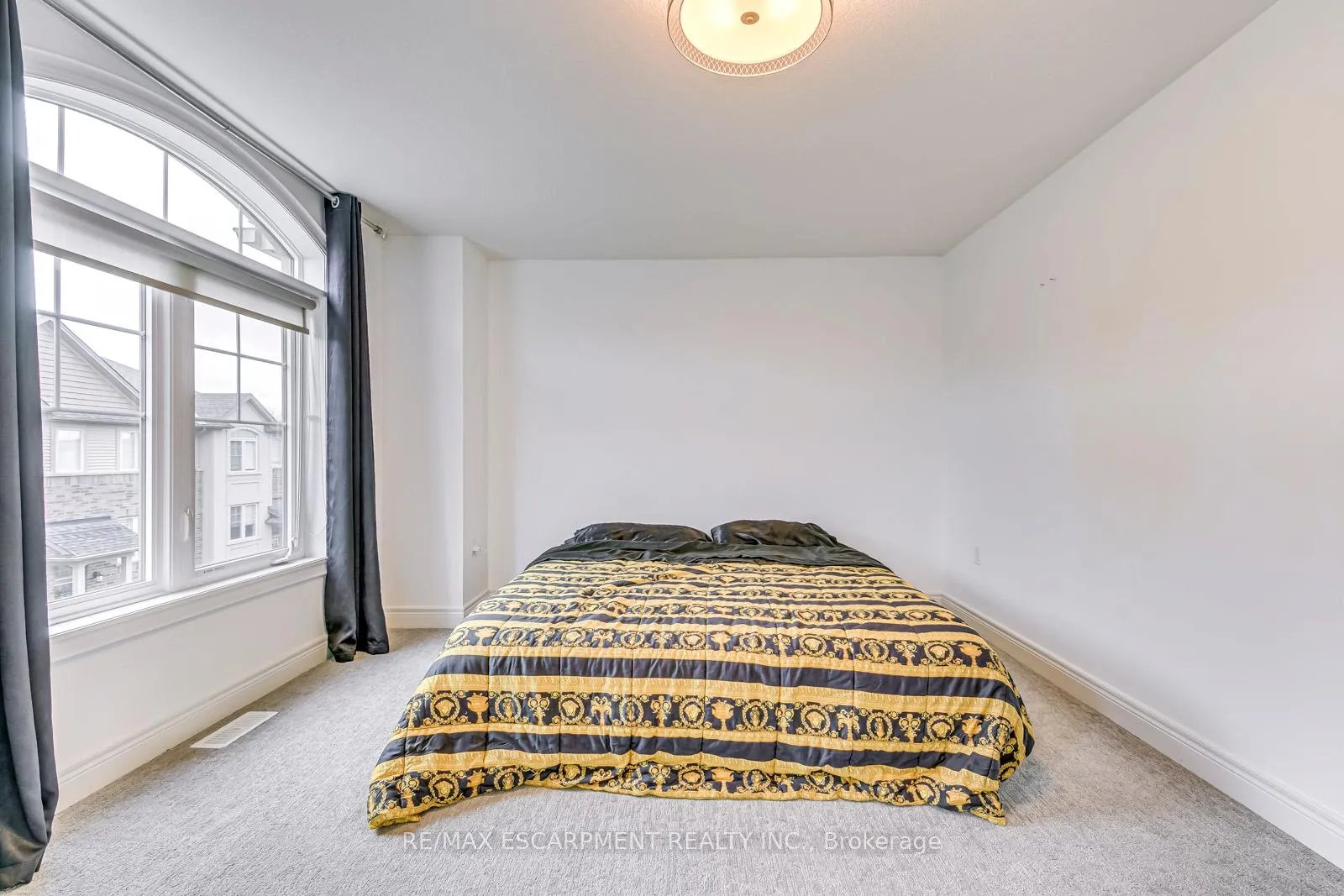 Photo 19 of 28 Barley Lane, Hamilton, Ancaster — HOMEH
