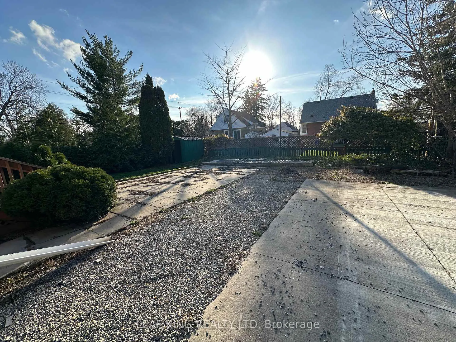 Photo 9 of 54 West 1st Street, Hamilton, Bonnington — HOMEH