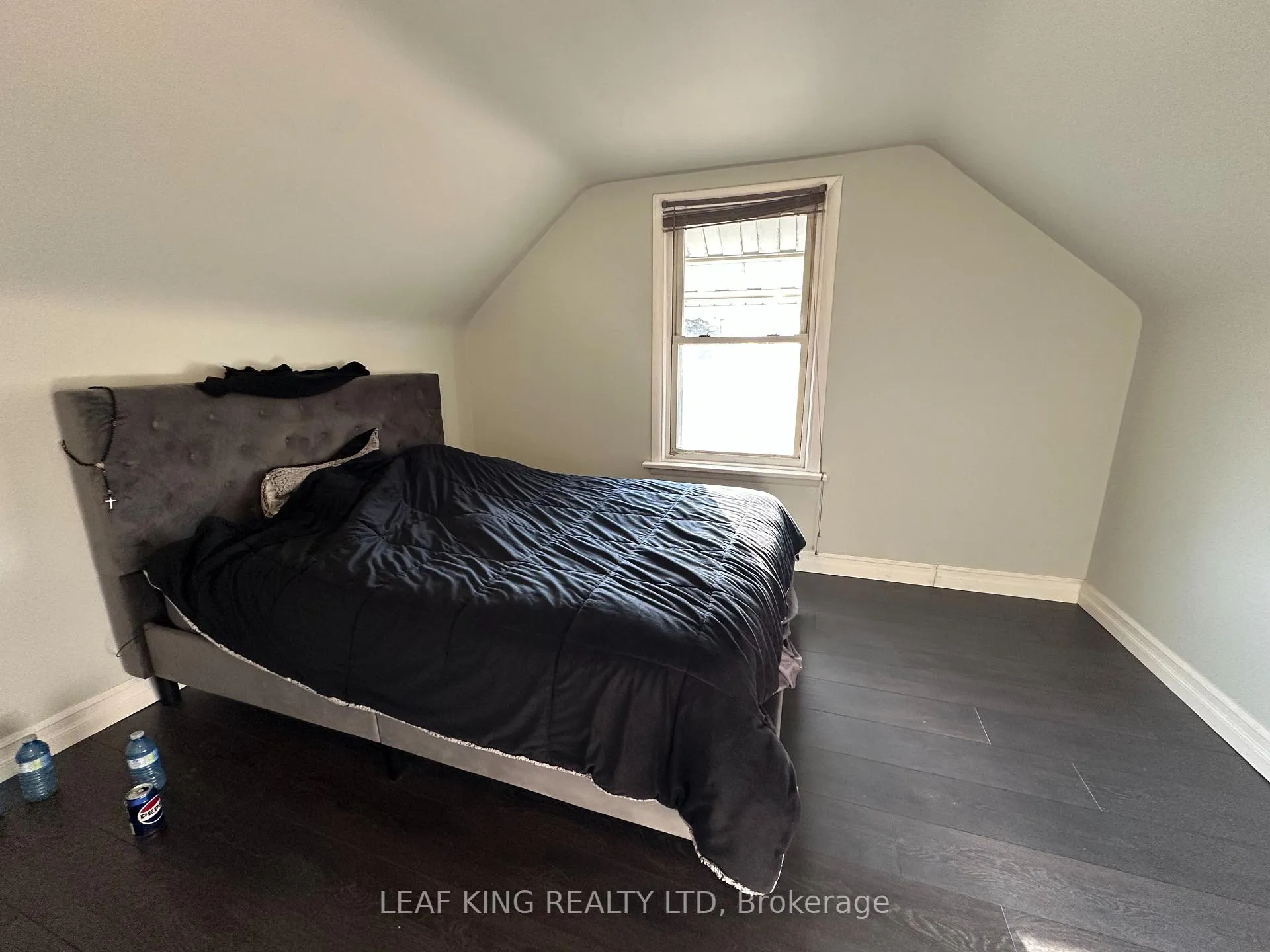 Photo 13 of 54 West 1st Street, Hamilton, Bonnington — HOMEH