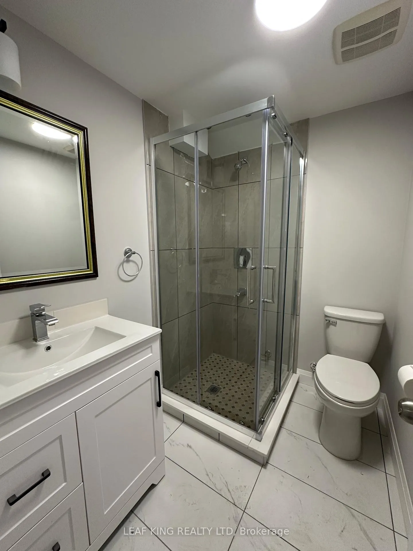 Photo 20 of 54 West 1st Street, Hamilton, Bonnington — HOMEH