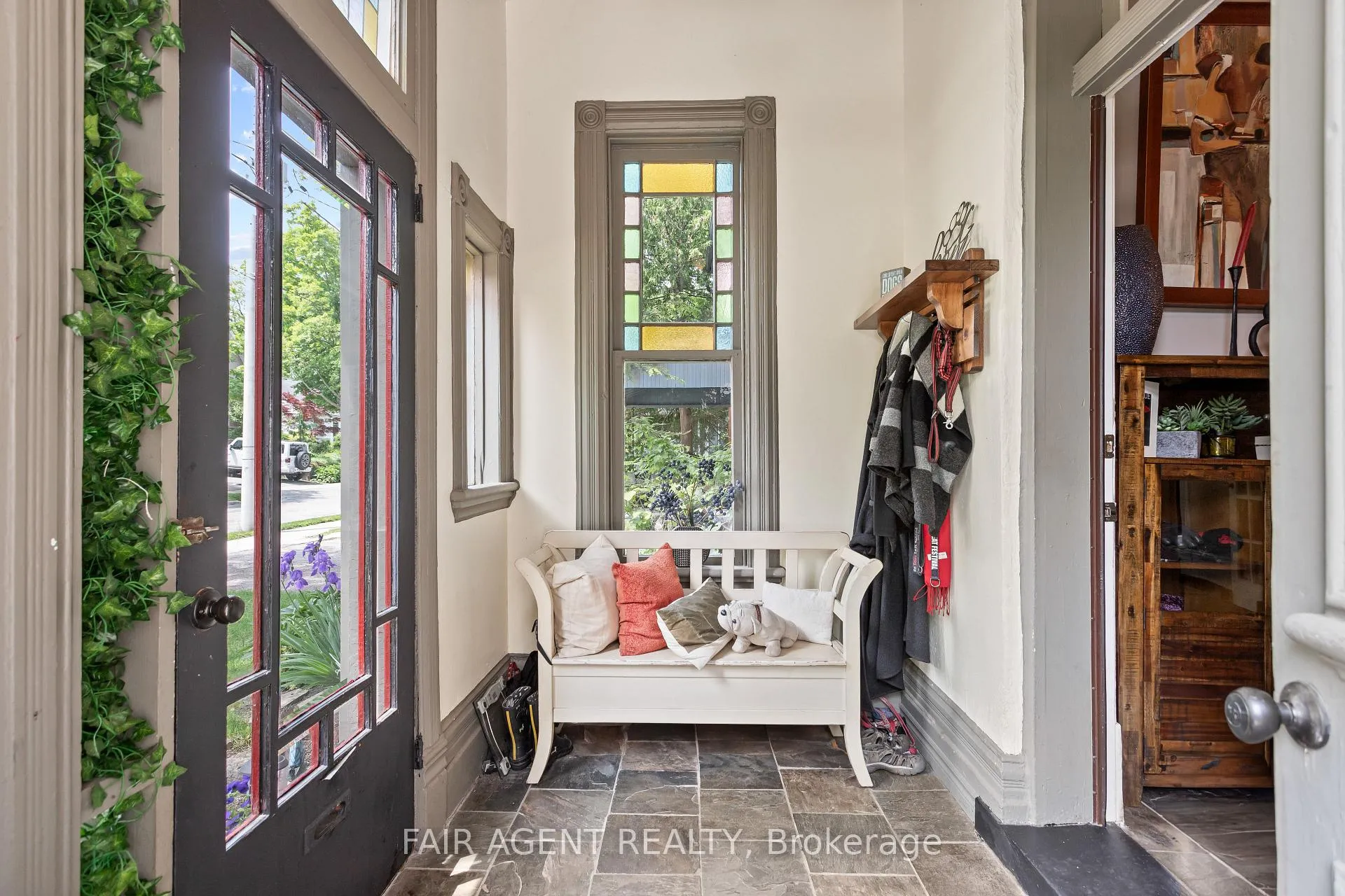 Photo 8 of 26 Daly Avenue, Stratford — HOMEH