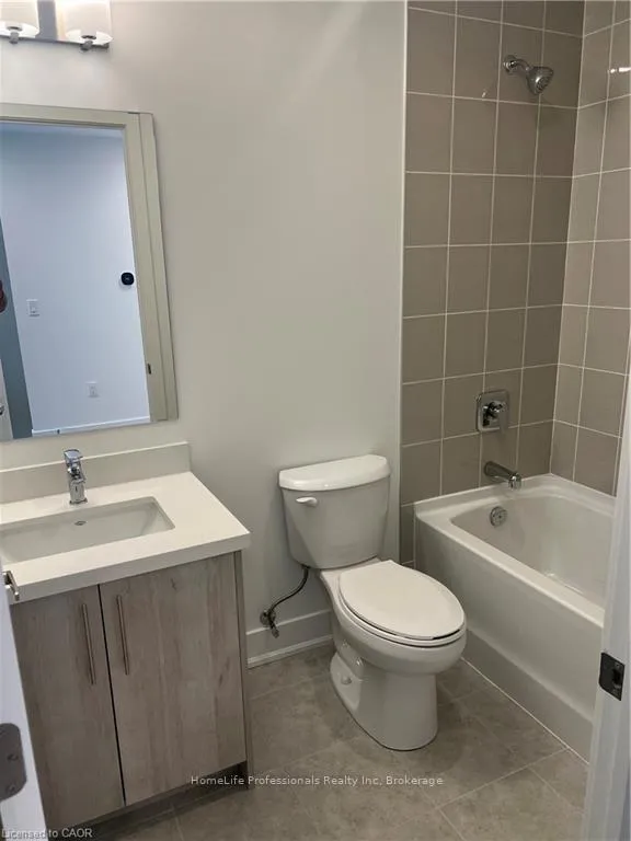 Photo 8 of Unit 625, 575 Conklin Road, Brantford — HOMEH