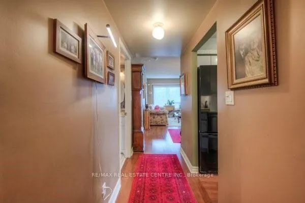 Photo 28 of Unit 808, 237 King Street W, Cambridge — HOMEH