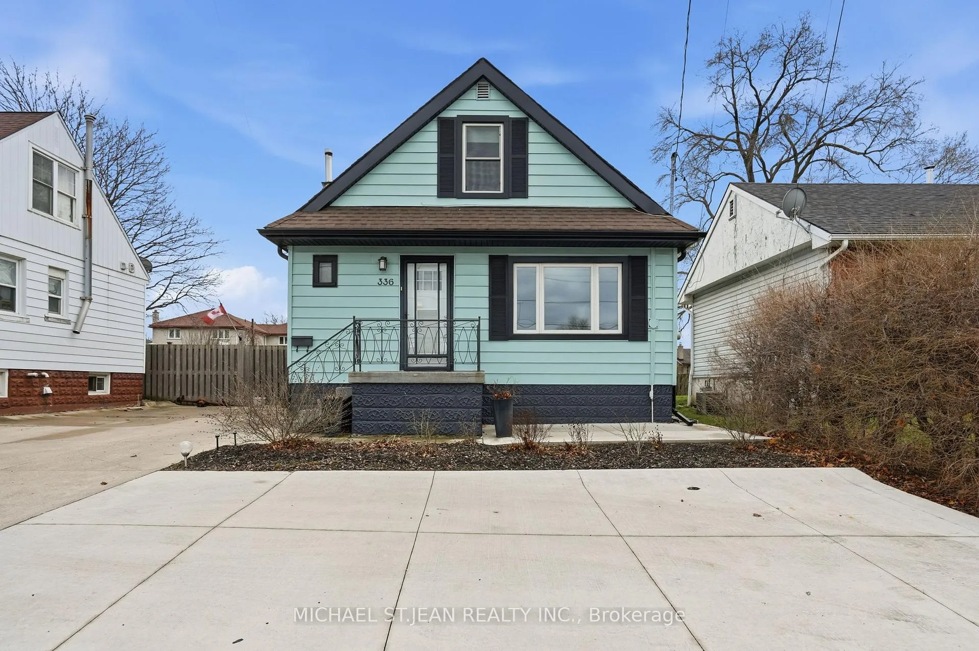 Photo 2 of 336 Barton Street, Hamilton, Stoney Creek — HOMEH