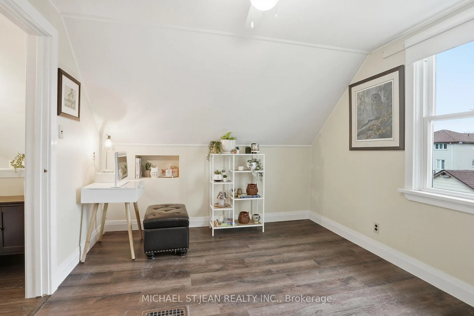 Photo 19 of 336 Barton Street, Hamilton, Stoney Creek — HOMEH
