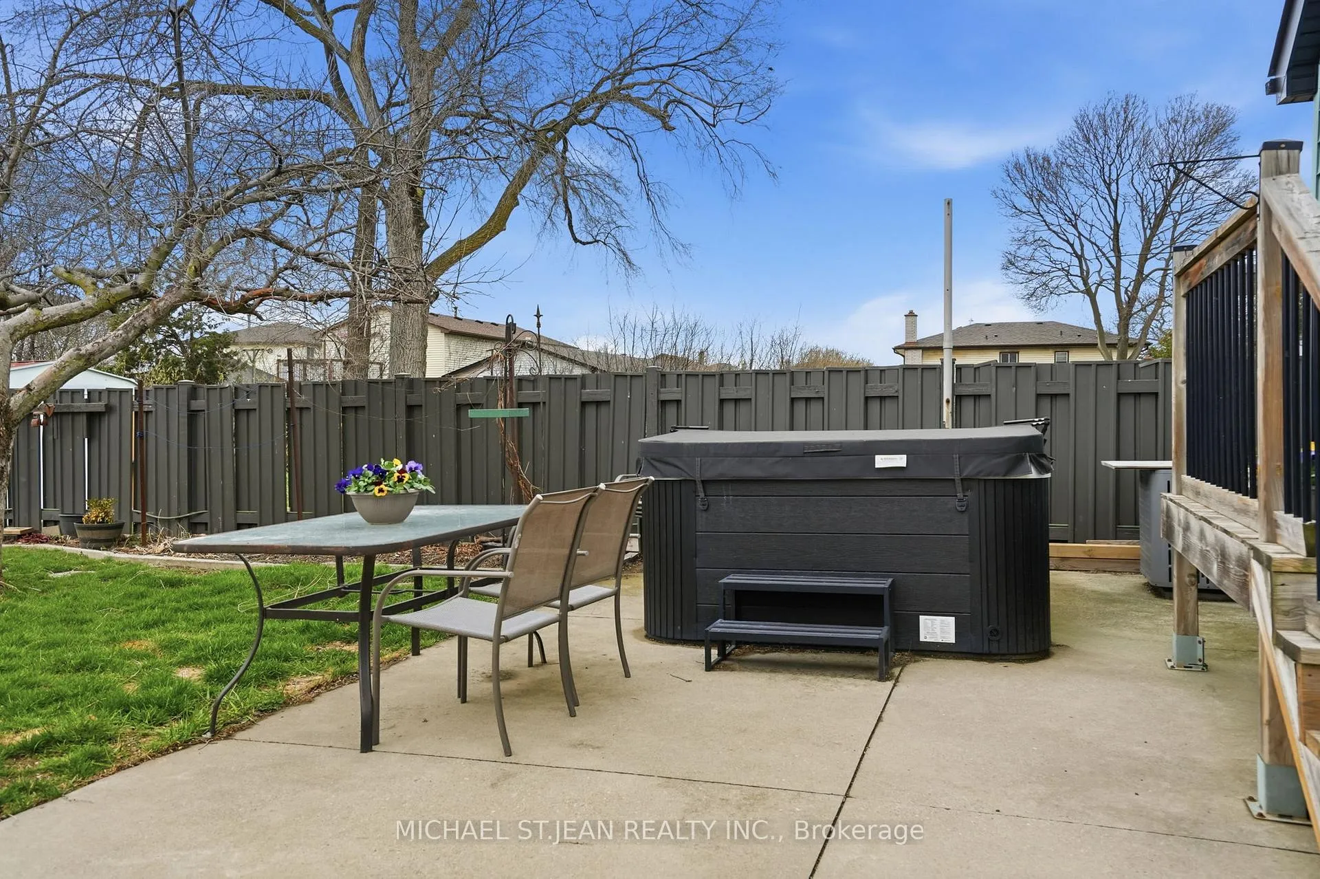 Photo 33 of 336 Barton Street, Hamilton, Stoney Creek — HOMEH