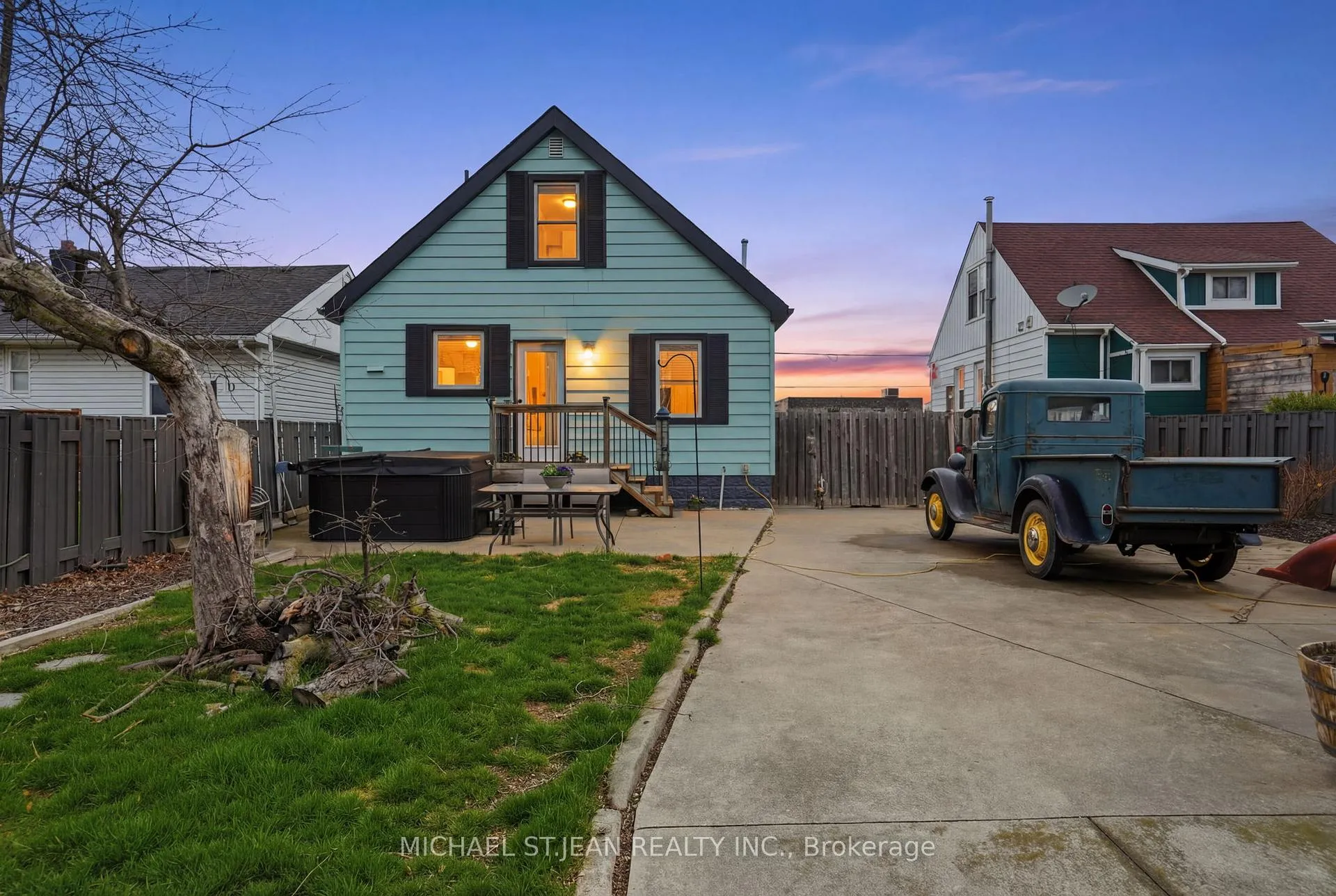 Photo 36 of 336 Barton Street, Hamilton, Stoney Creek — HOMEH