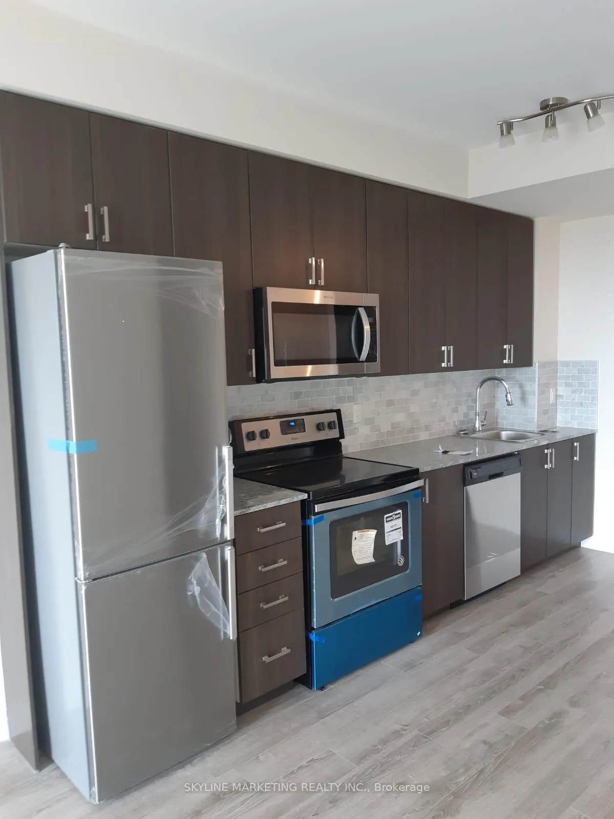 Photo 2 of Unit 1017, 22 East Haven Drive, Scarborough, Birchcliffe-Cliffside — HOMEH