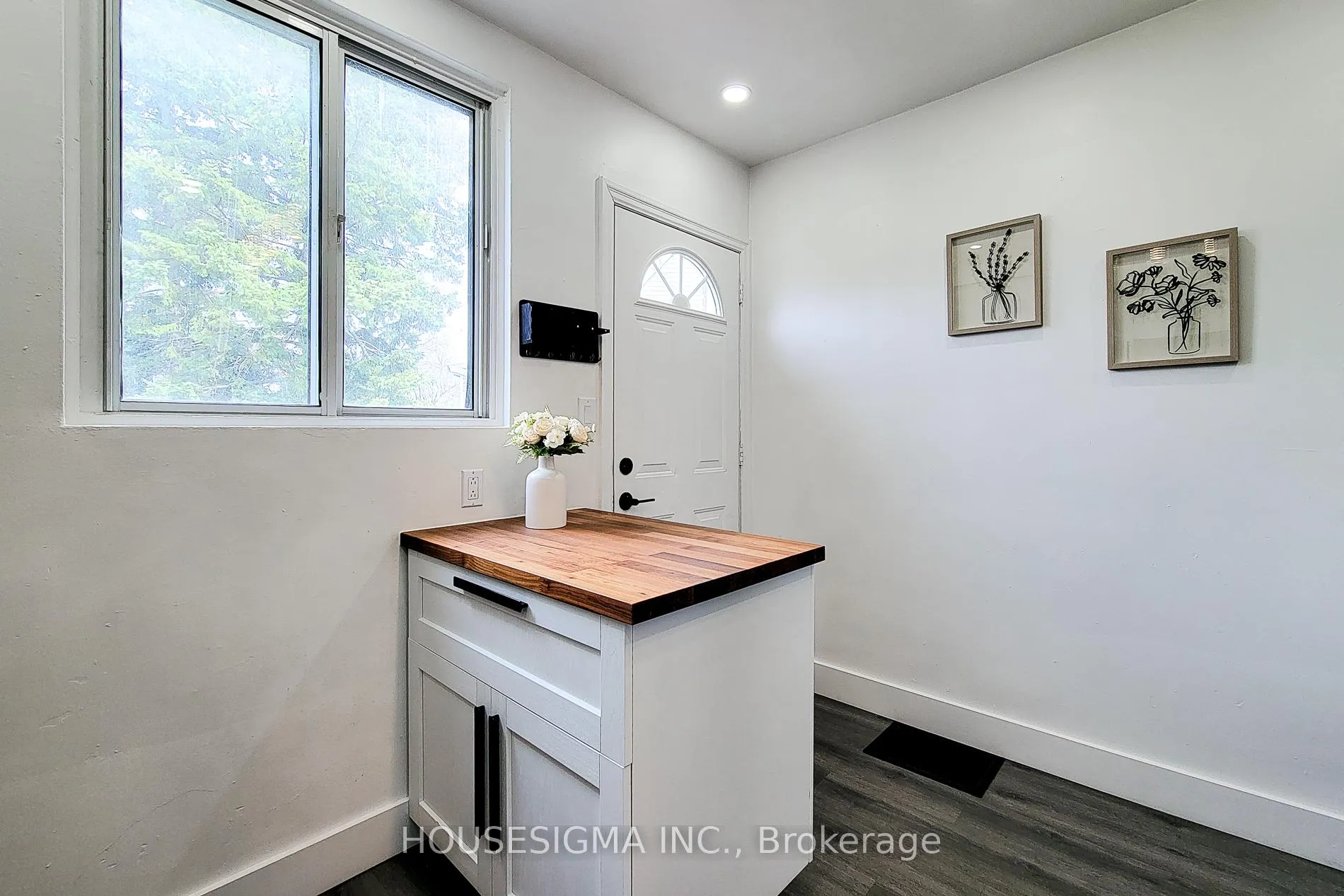 Photo 12 of 5 Martha Street, Hamilton, McQuesten — HOMEH