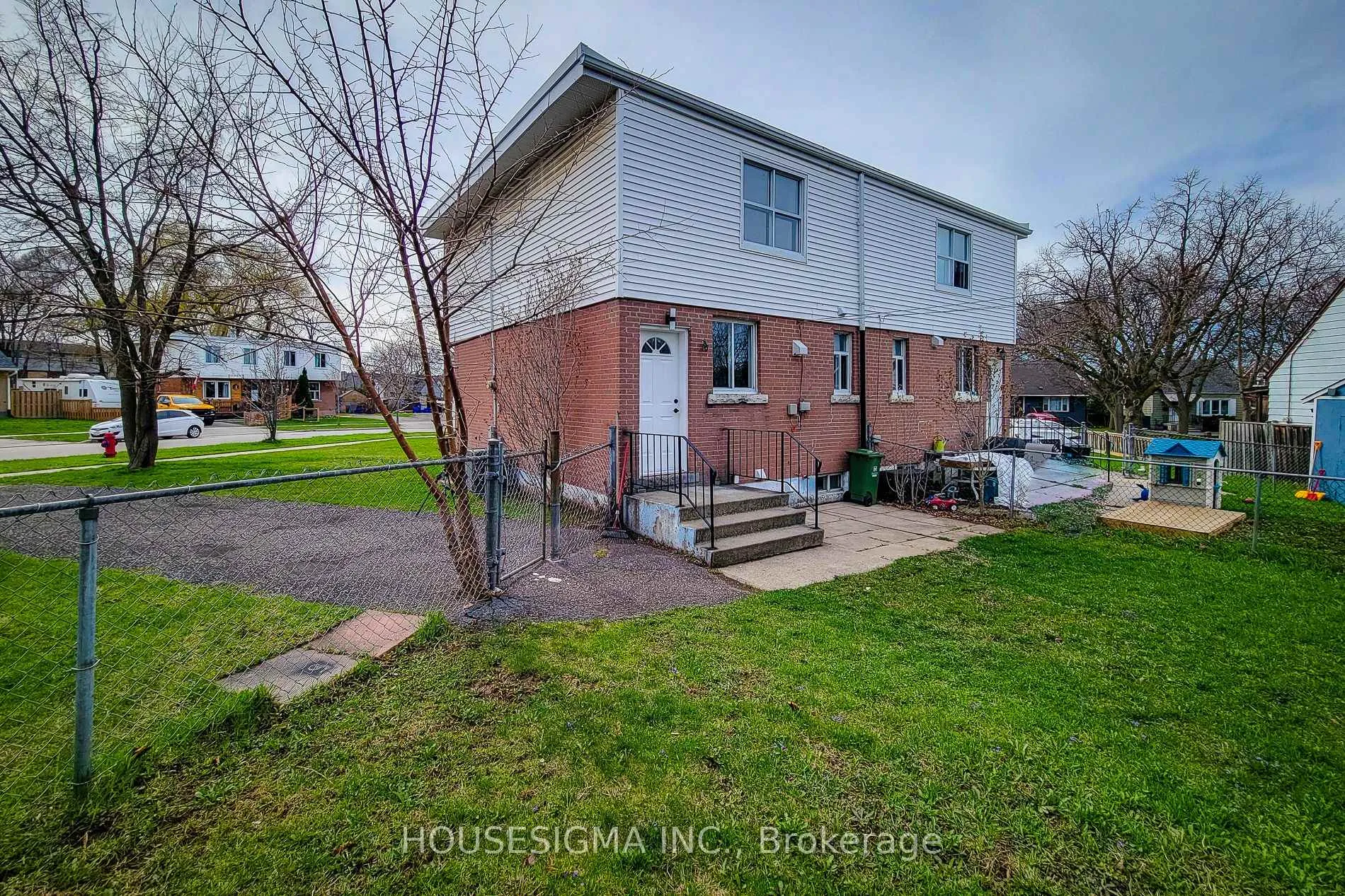 Photo 33 of 5 Martha Street, Hamilton, McQuesten — HOMEH