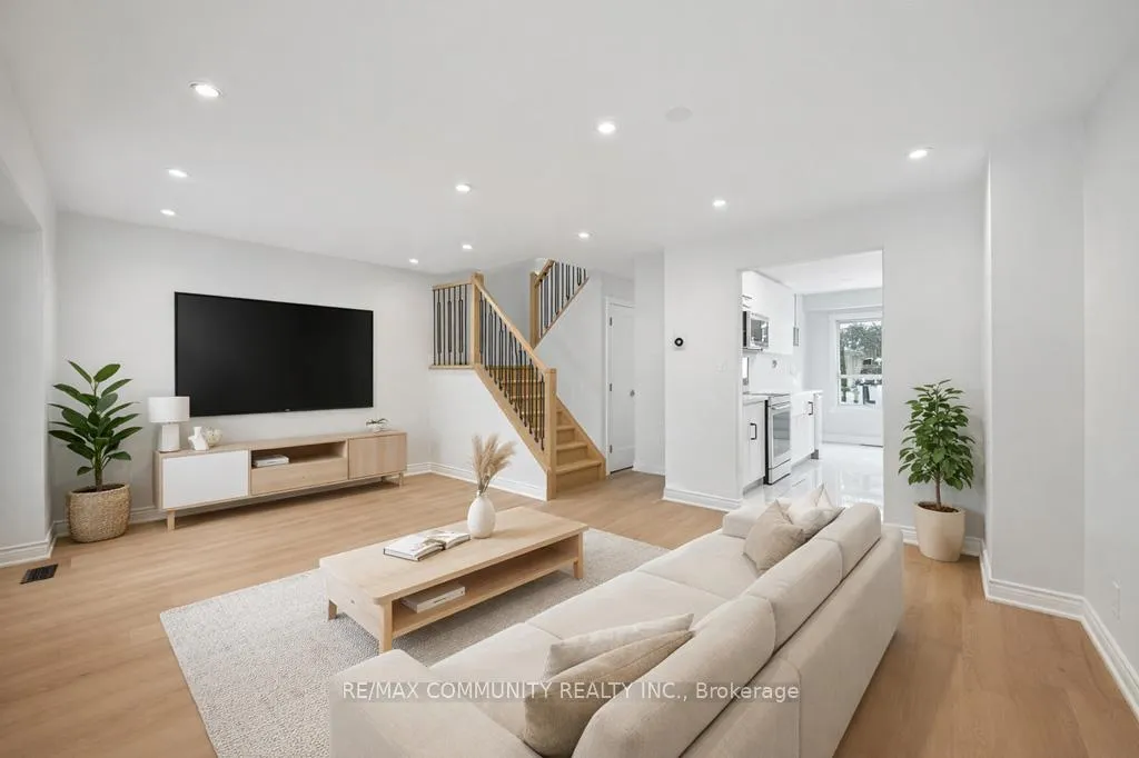 Photo 9 of 140 Orchard Heights Drive, Clarington, Newcastle — HOMEH