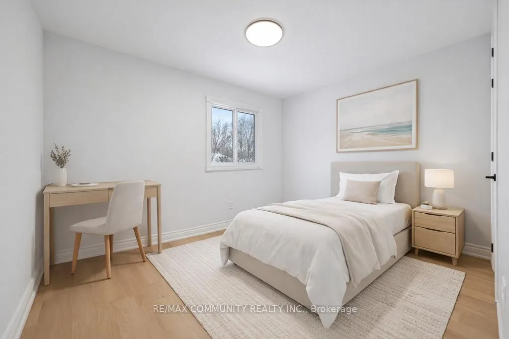 Photo 18 of 140 Orchard Heights Drive, Clarington, Newcastle — HOMEH