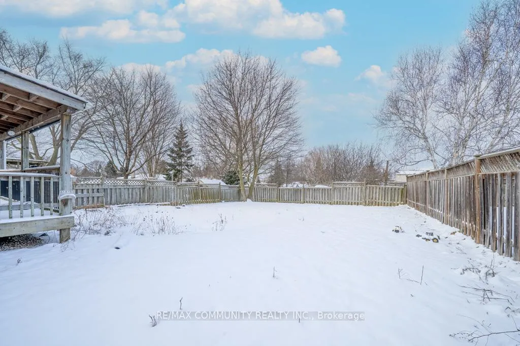 Photo 23 of 140 Orchard Heights Drive, Clarington, Newcastle — HOMEH