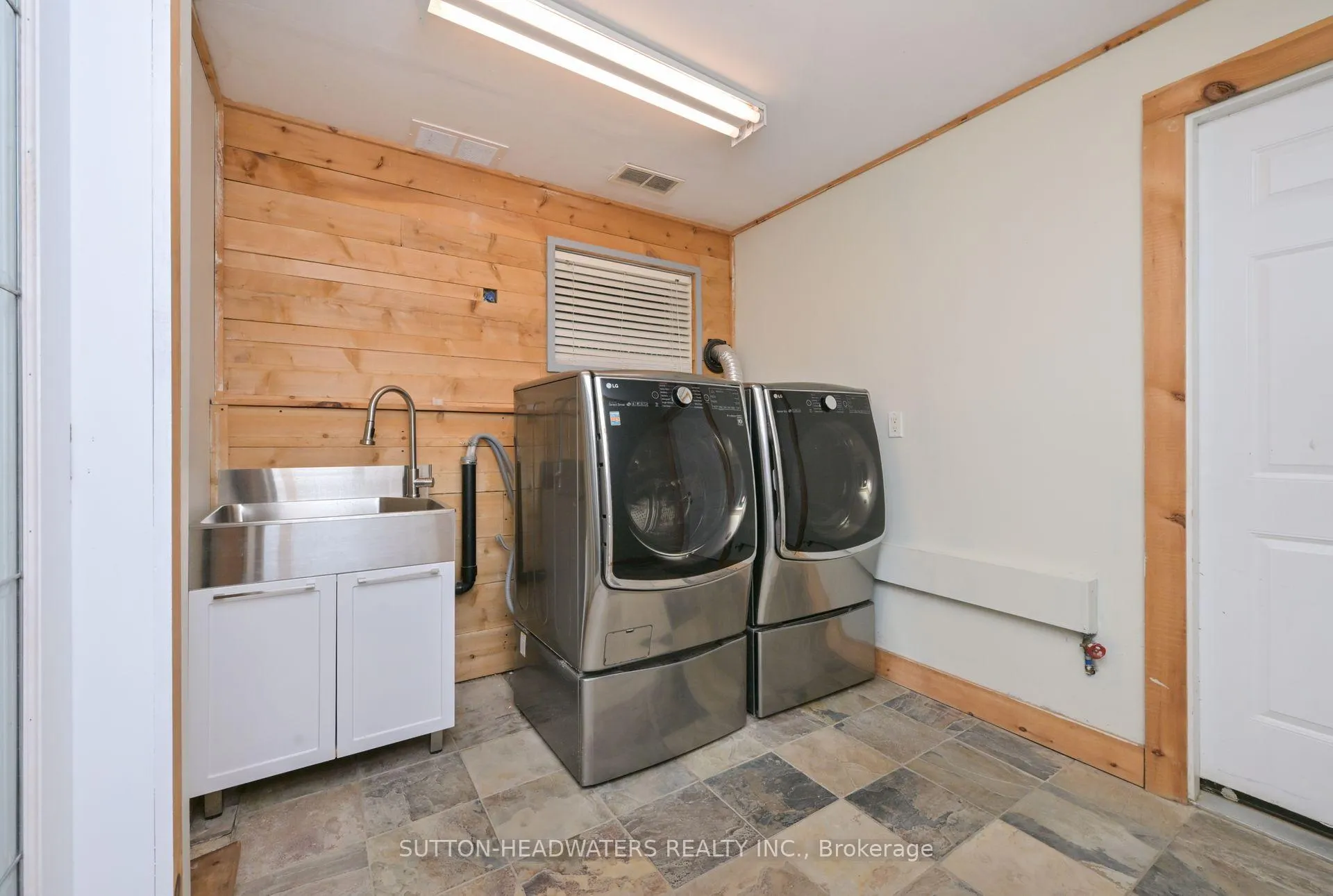 Photo 347 of 5 Cedar Drive, Caledon, Rural Caledon — HOMEH