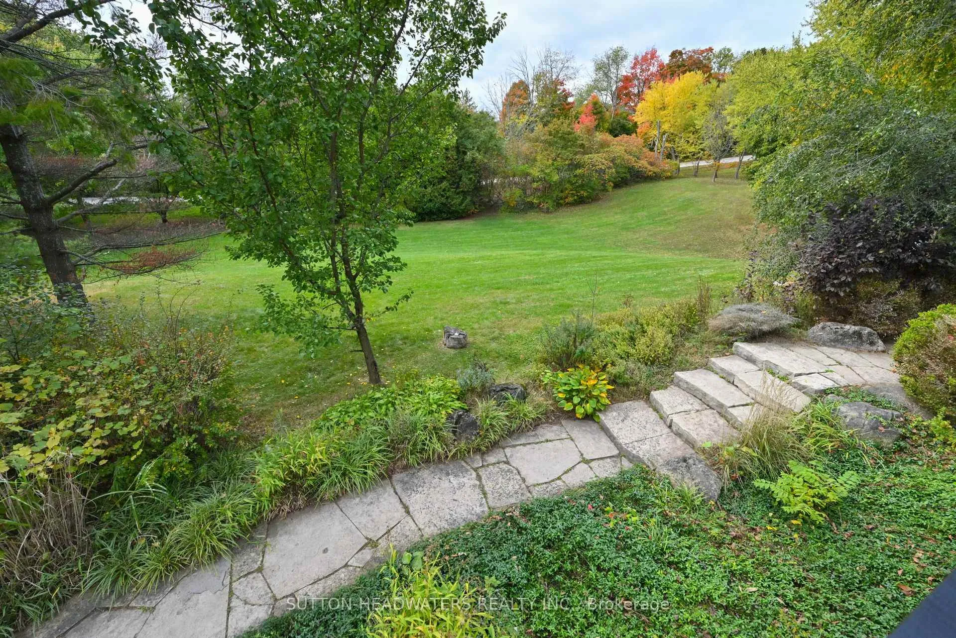 Photo 486 of 5 Cedar Drive, Caledon, Rural Caledon — HOMEH