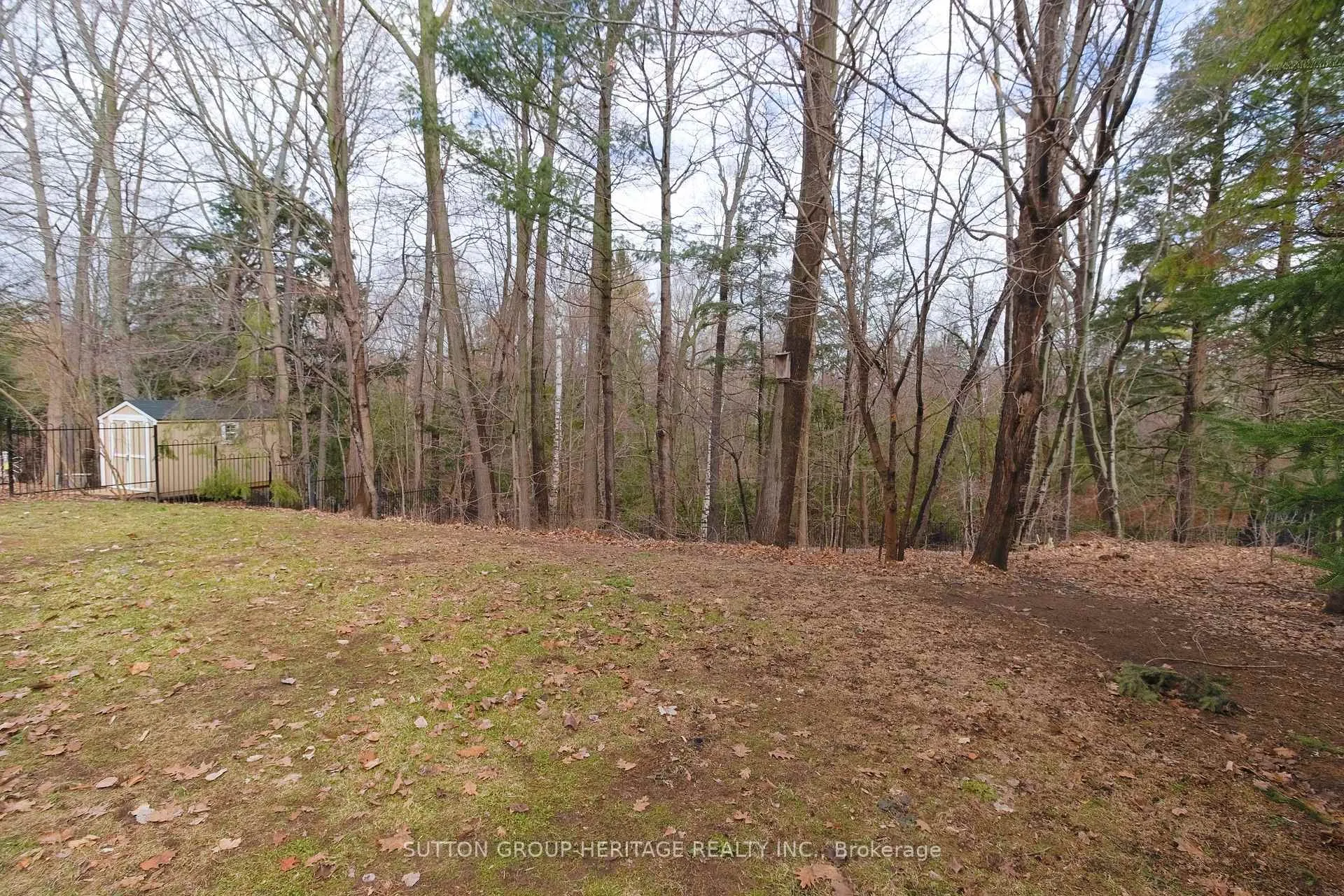 Photo 2 of 876 Darwin Drive, Pickering, Dunbarton — HOMEH