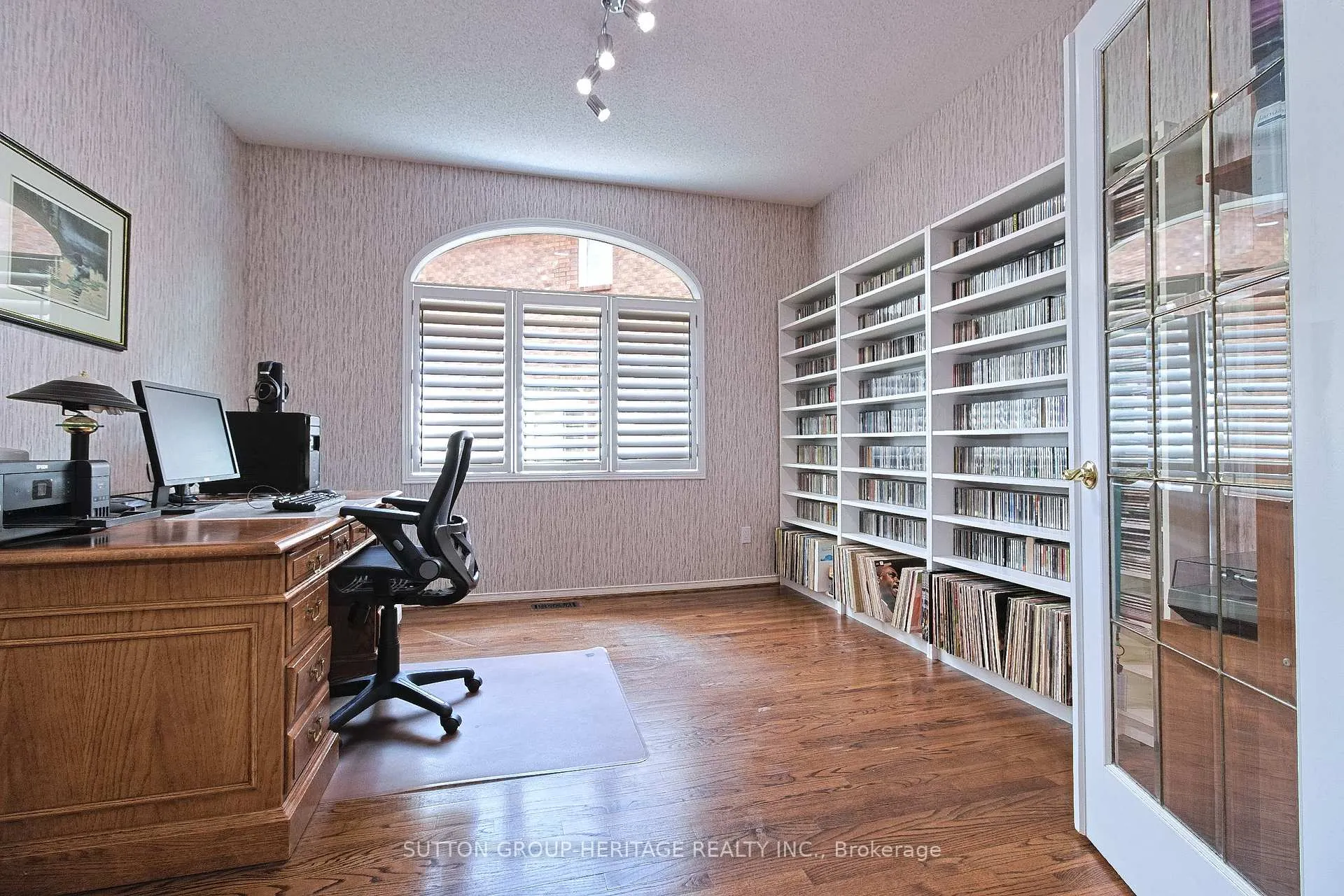 Photo 9 of 876 Darwin Drive, Pickering, Dunbarton — HOMEH