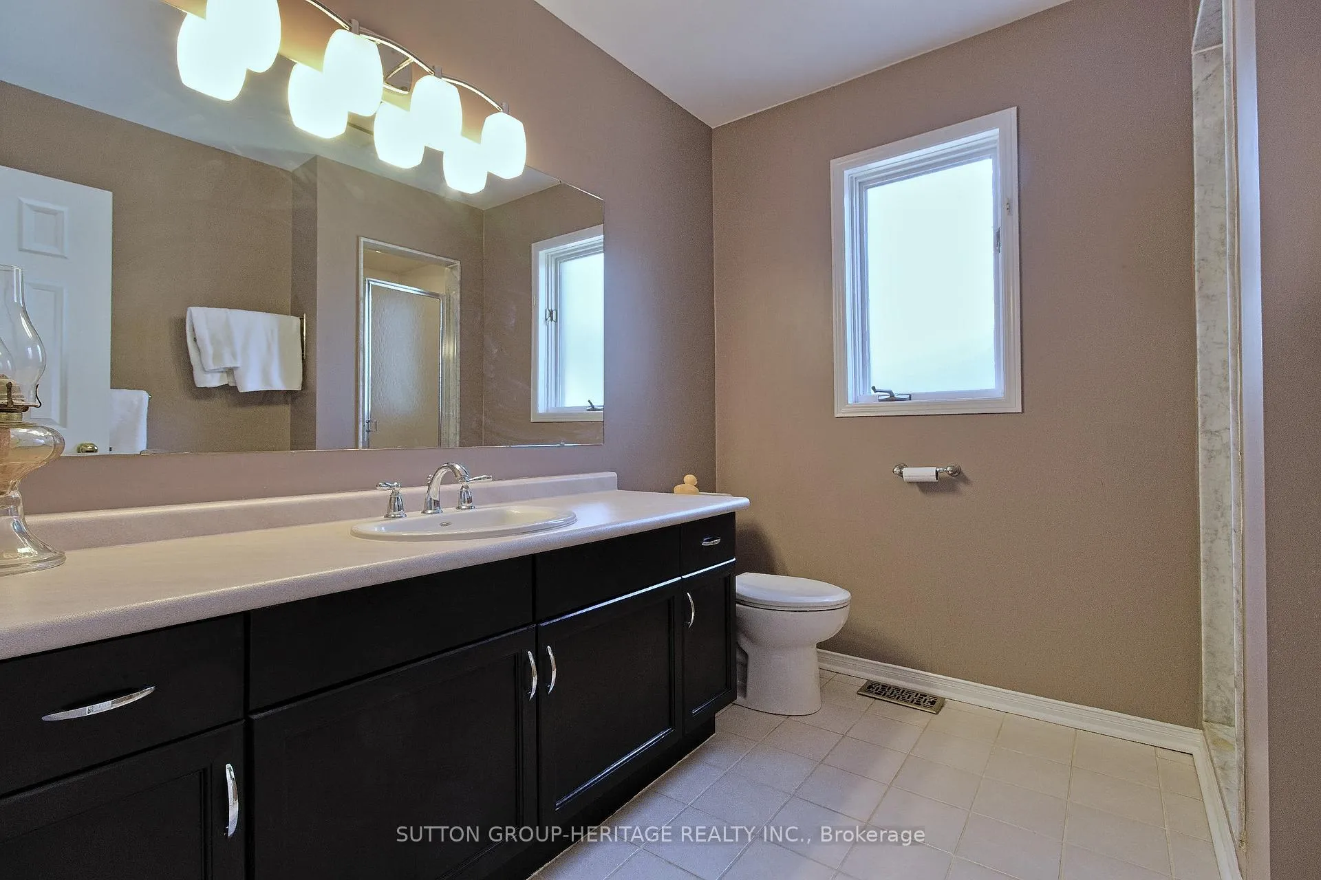 Photo 26 of 876 Darwin Drive, Pickering, Dunbarton — HOMEH