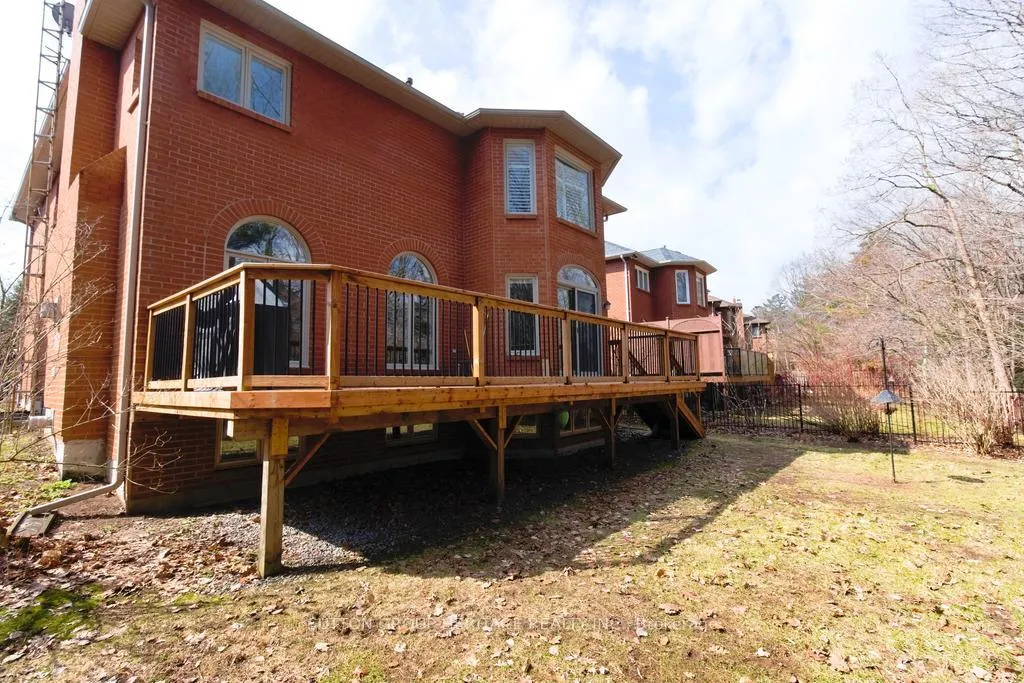 Photo 32 of 876 Darwin Drive, Pickering, Dunbarton — HOMEH