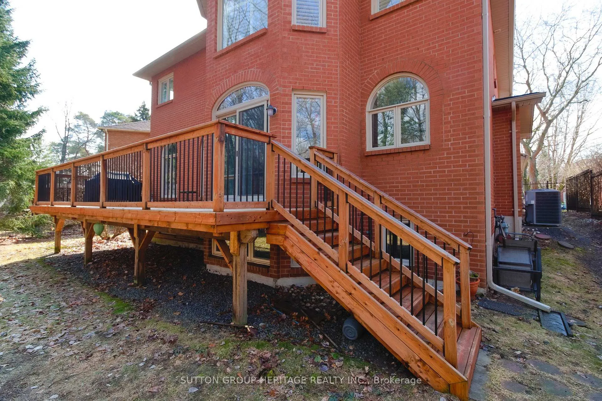 Photo 33 of 876 Darwin Drive, Pickering, Dunbarton — HOMEH