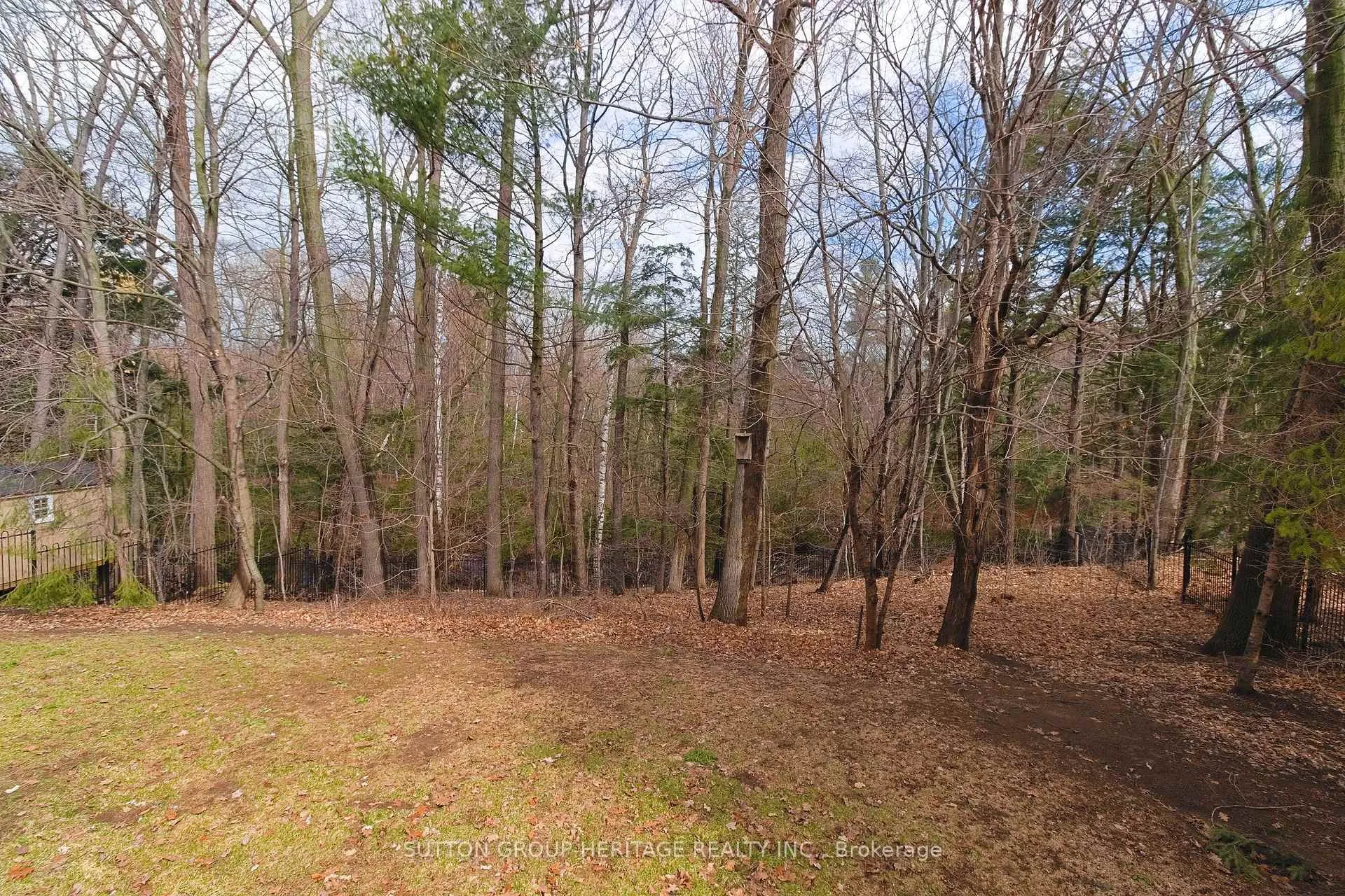 Photo 35 of 876 Darwin Drive, Pickering, Dunbarton — HOMEH