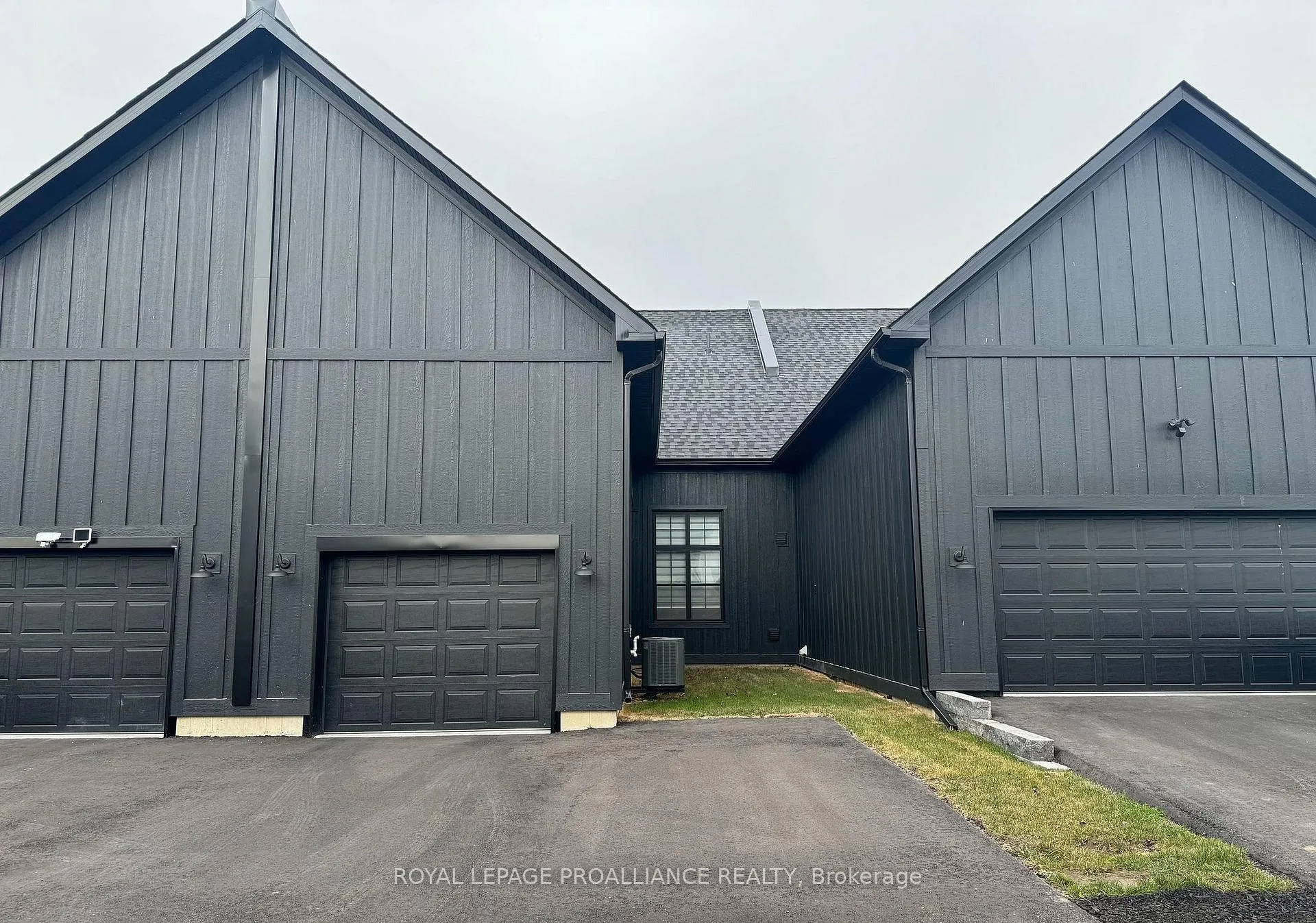 Photo 21 of 873 Charles Wilson Parkway, Cobourg — HOMEH