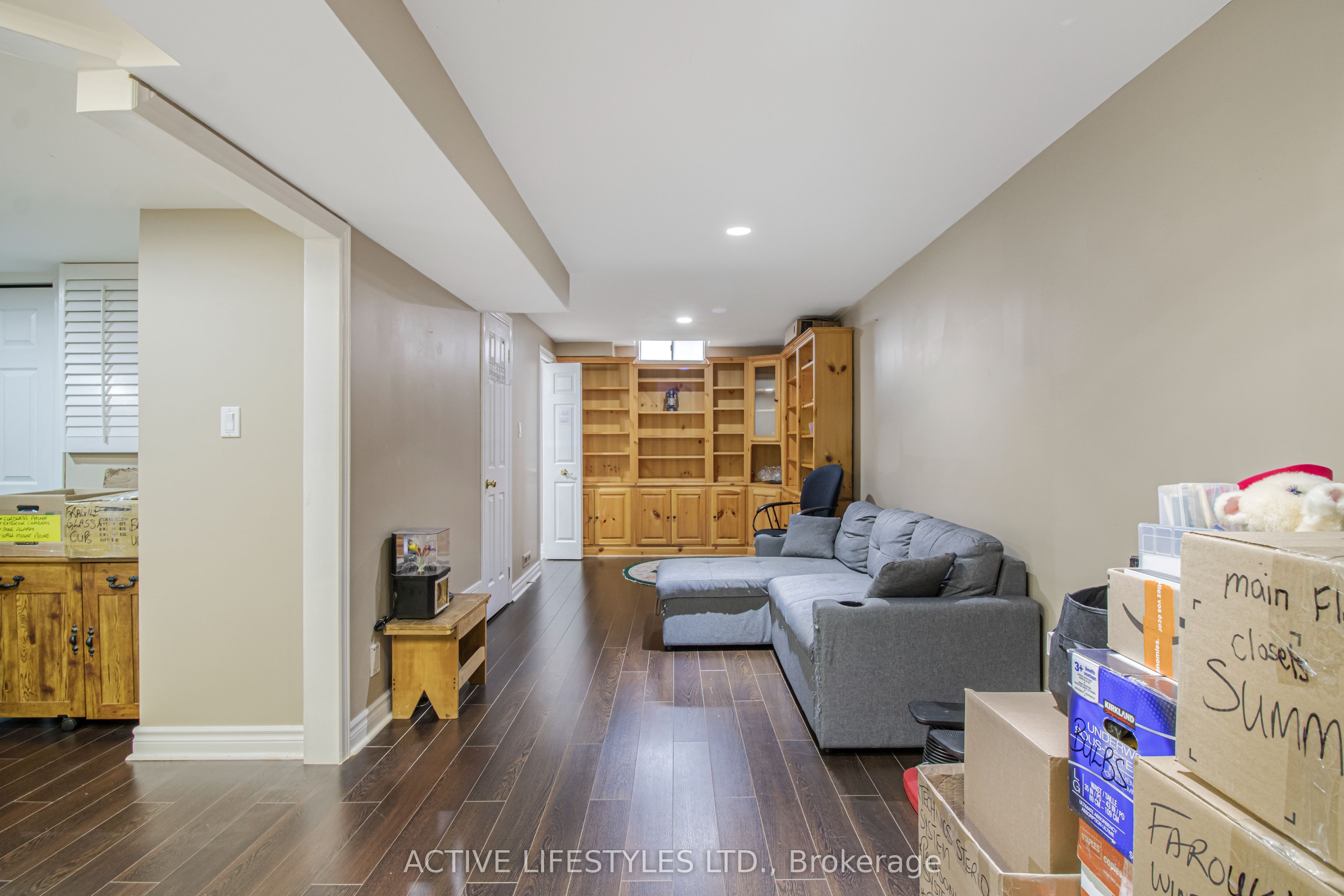 Photo 5 of Unit 59, 10 Hartnell Square, Brampton, Central Park — HOMEH