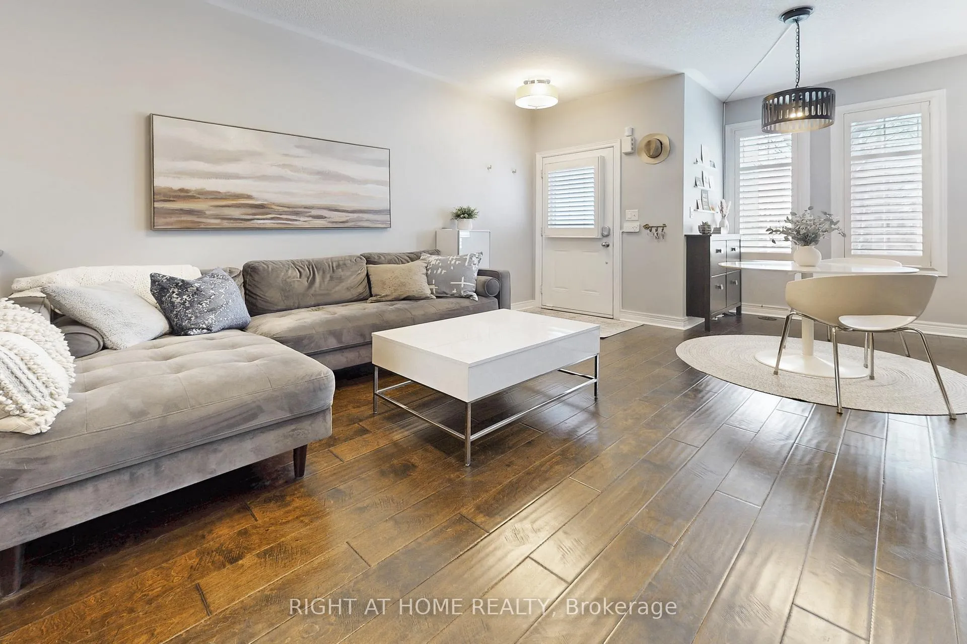 Photo 3 of 33 Brockville Street, Toronto, East End-Danforth — HOMEH