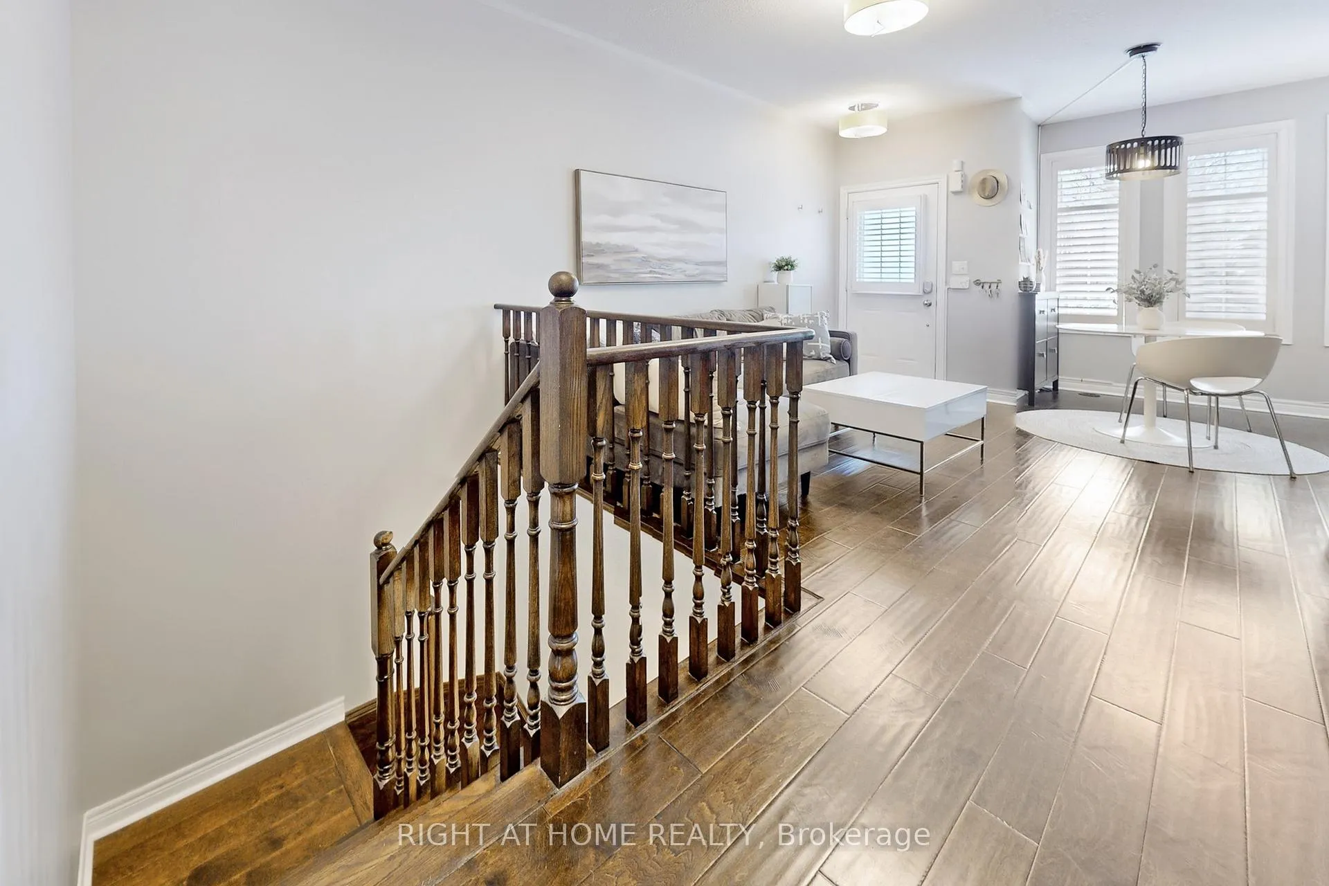Photo 10 of 33 Brockville Street, Toronto, East End-Danforth — HOMEH
