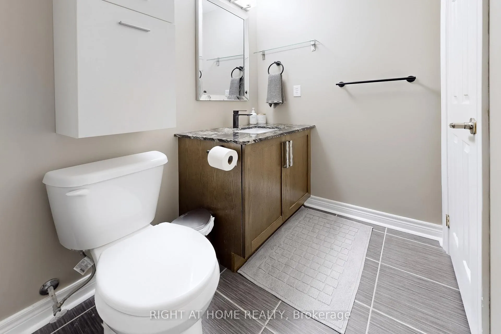 Photo 33 of 33 Brockville Street, Toronto, East End-Danforth — HOMEH