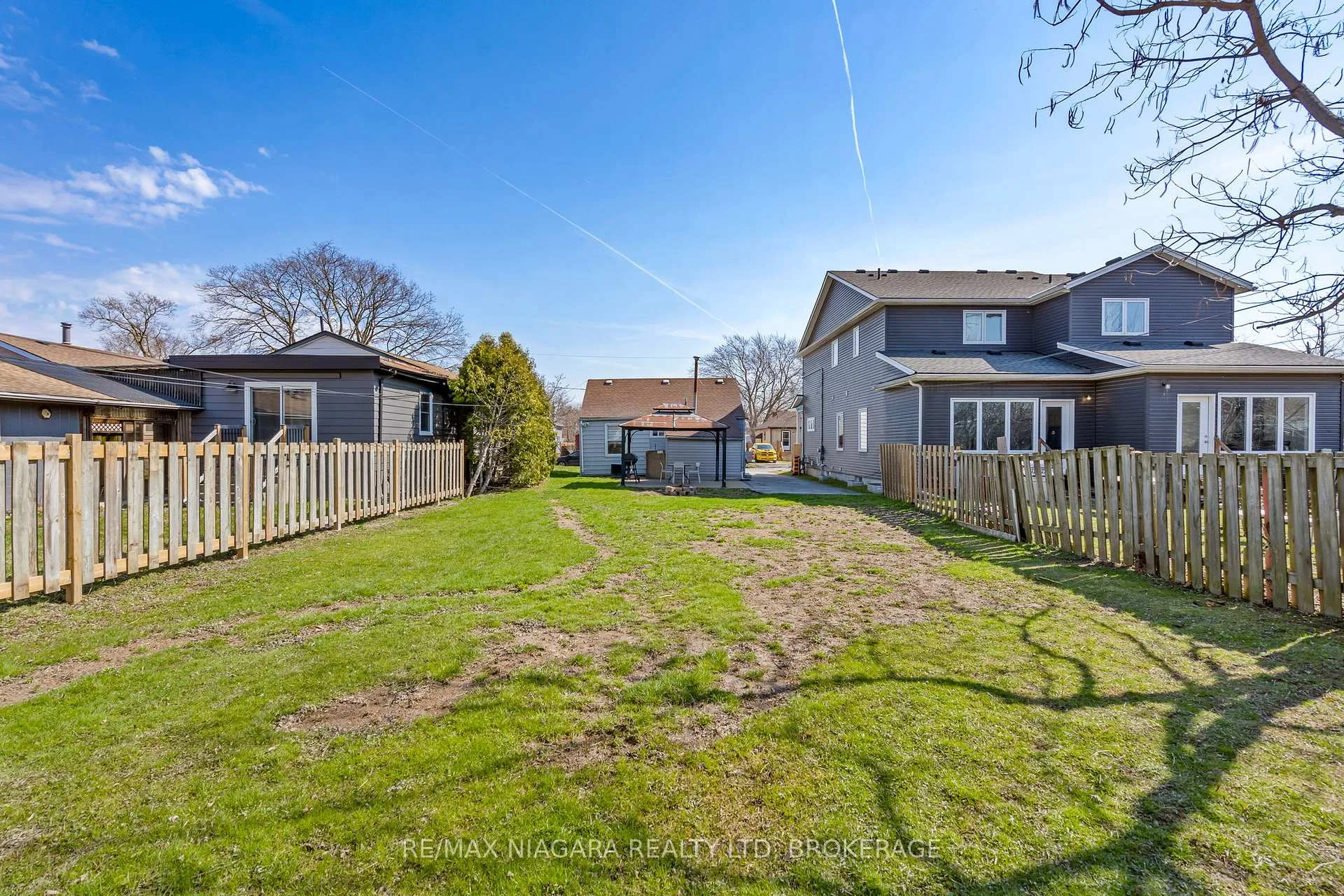 Photo 6 of 50 Merigold Street, St. Catharines, Western Hill — HOMEH
