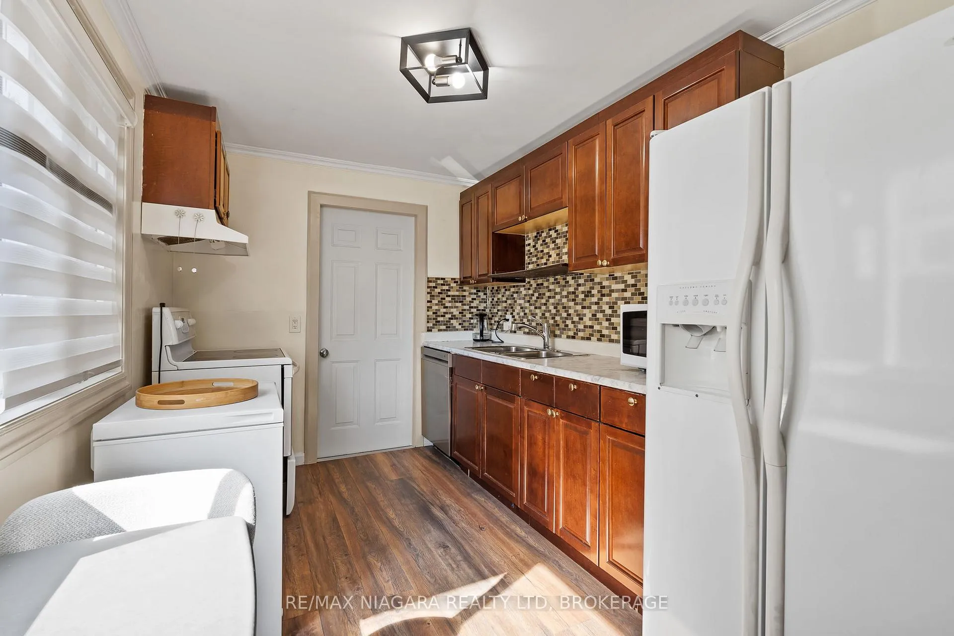 Photo 9 of 50 Merigold Street, St. Catharines, Western Hill — HOMEH