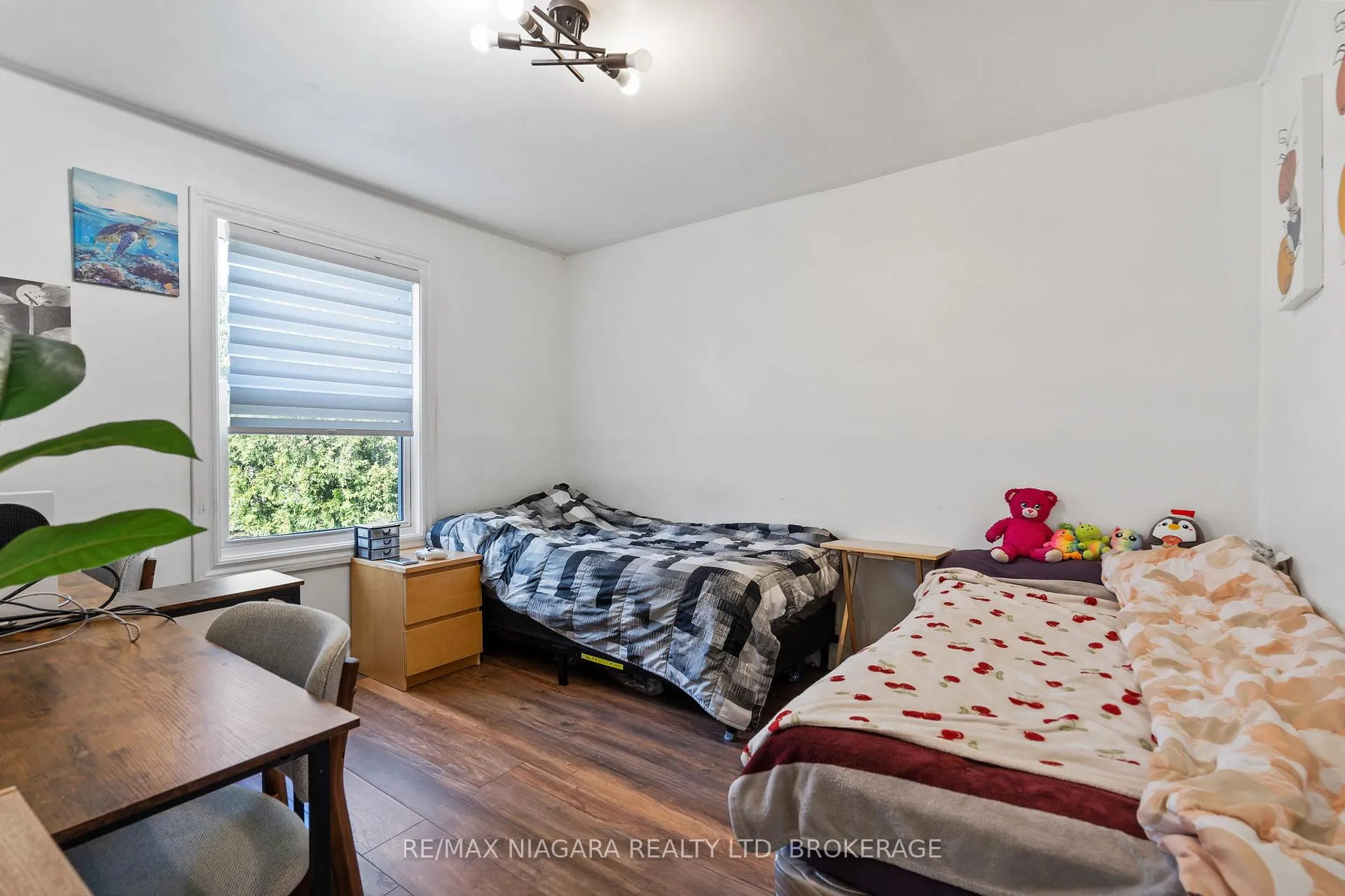 Photo 10 of 50 Merigold Street, St. Catharines, Western Hill — HOMEH