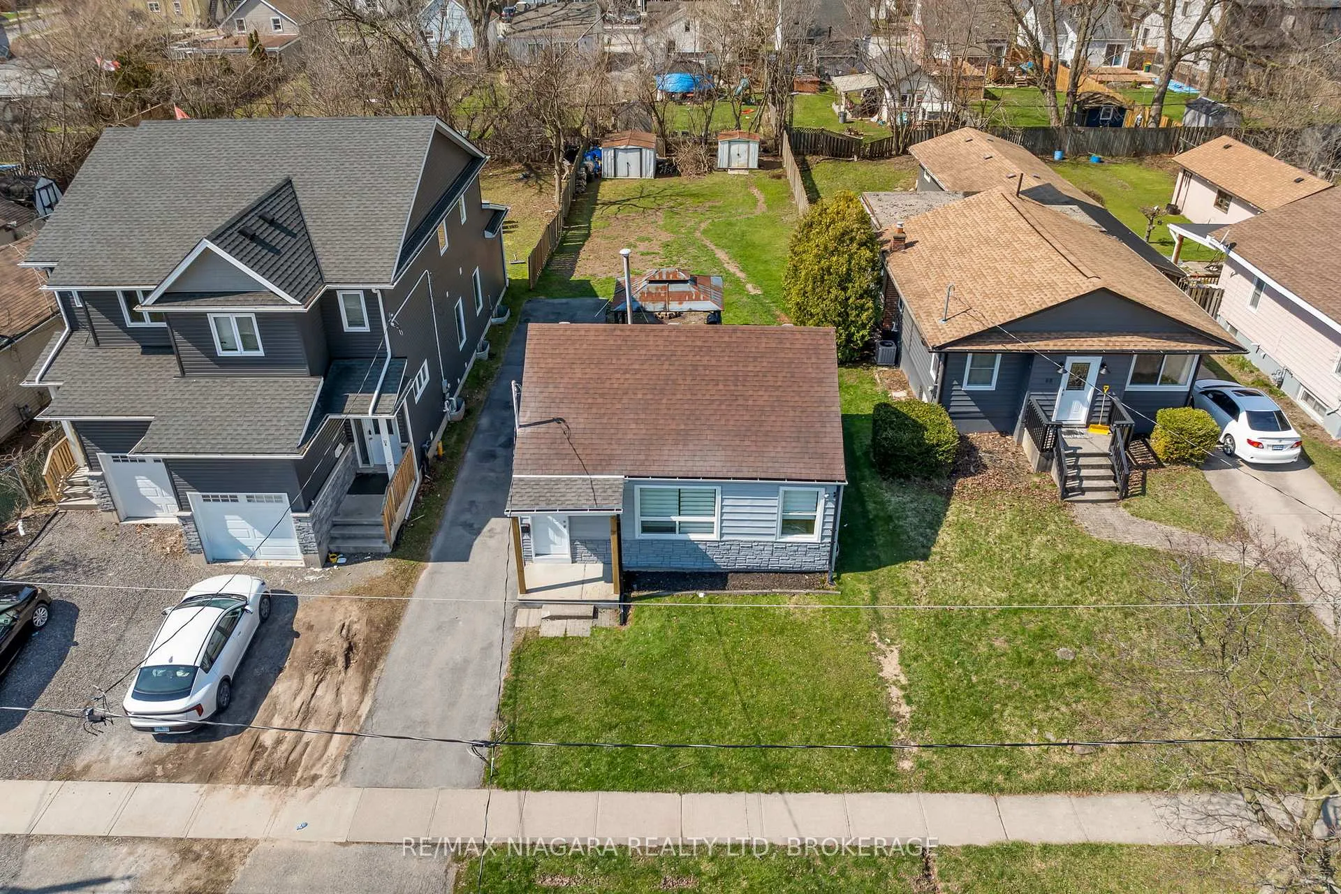 Photo 21 of 50 Merigold Street, St. Catharines, Western Hill — HOMEH