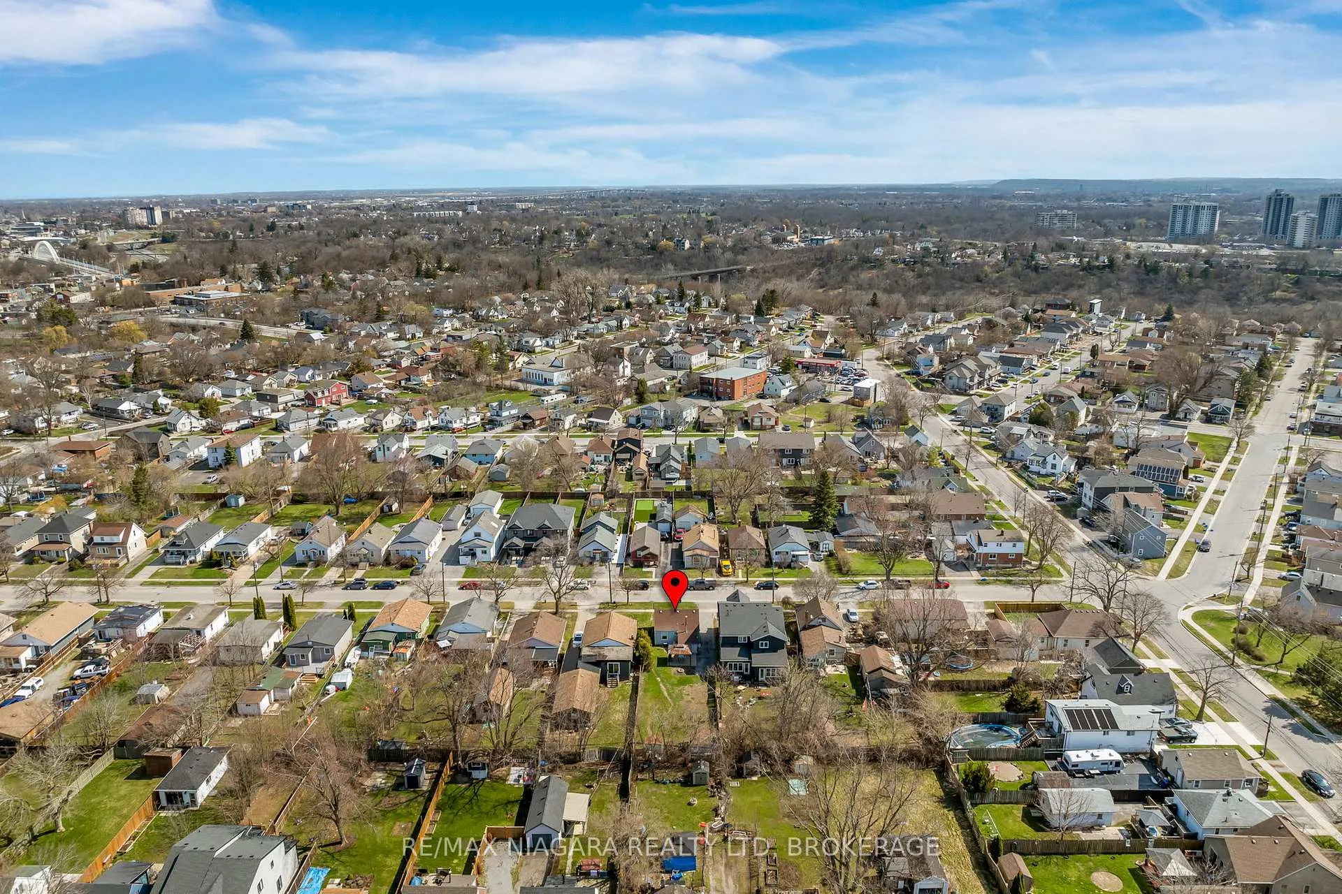 Photo 26 of 50 Merigold Street, St. Catharines, Western Hill — HOMEH