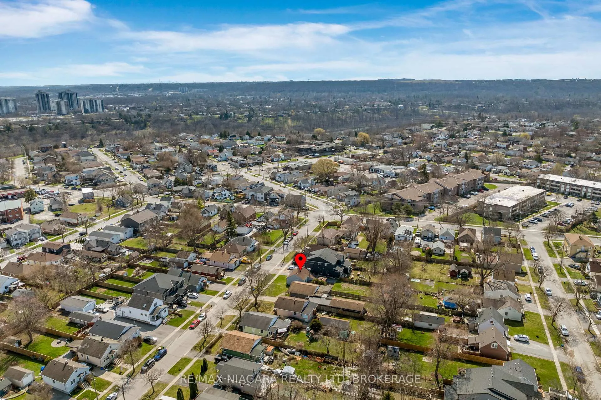 Photo 27 of 50 Merigold Street, St. Catharines, Western Hill — HOMEH