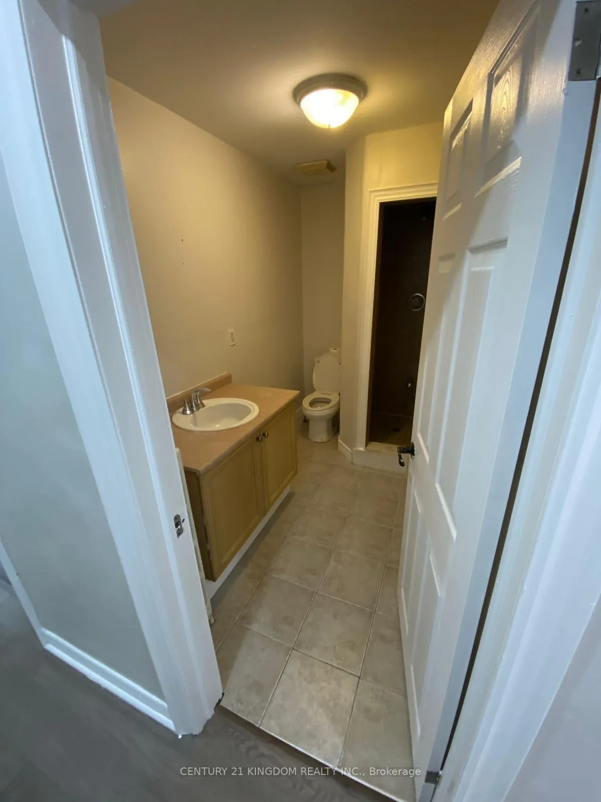 Photo 11 of Unit Upper, 201 Albert Street, Oshawa, Central — HOMEH