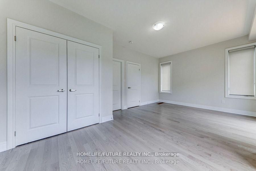 Photo 5 of 26 Thomas Hope Lane, Markham, Cedarwood — HOMEH