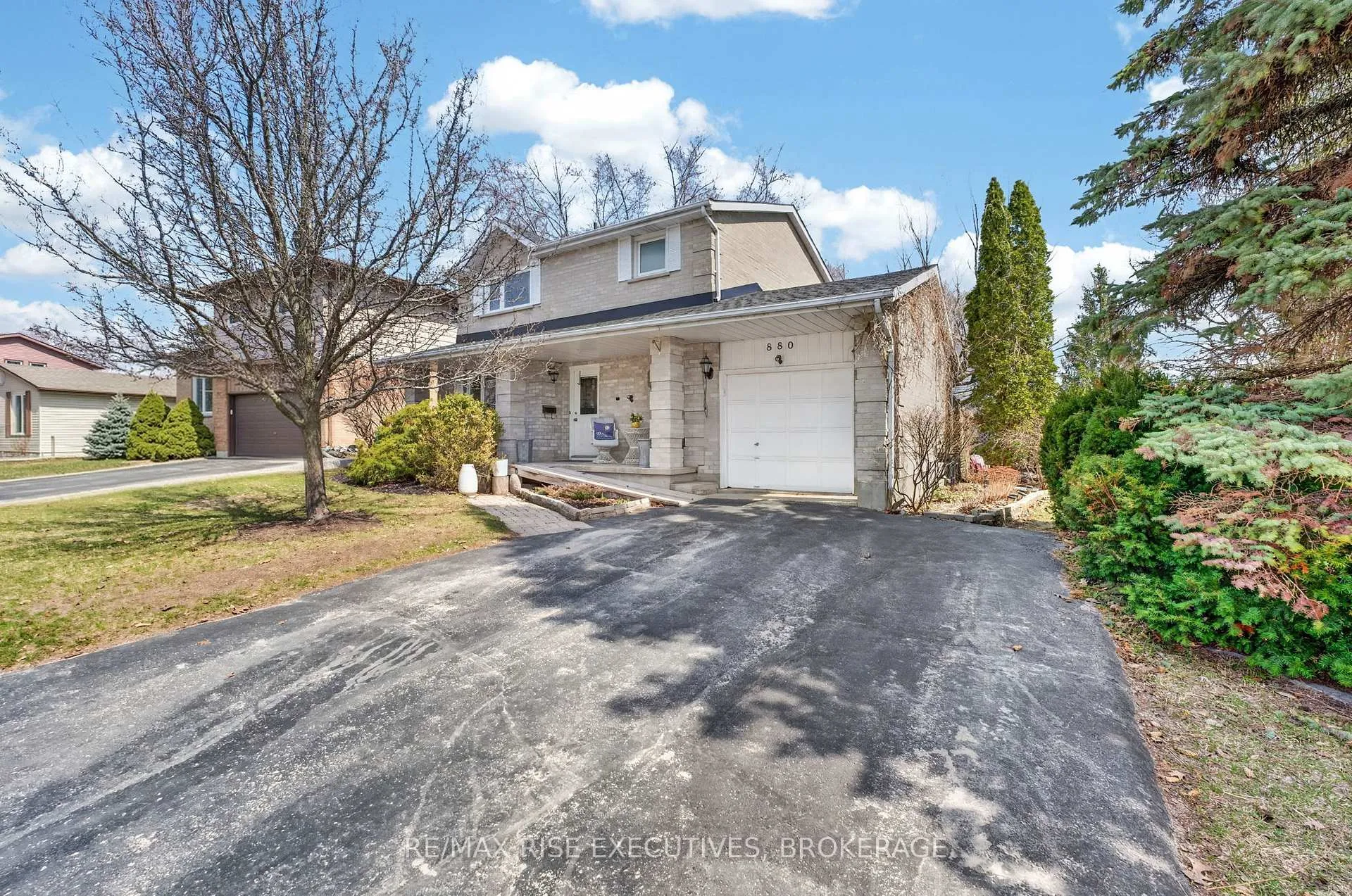 Photo 1 of 880 Lancaster Drive, Kingston, North of Taylor-Kidd Blvd — HOMEH